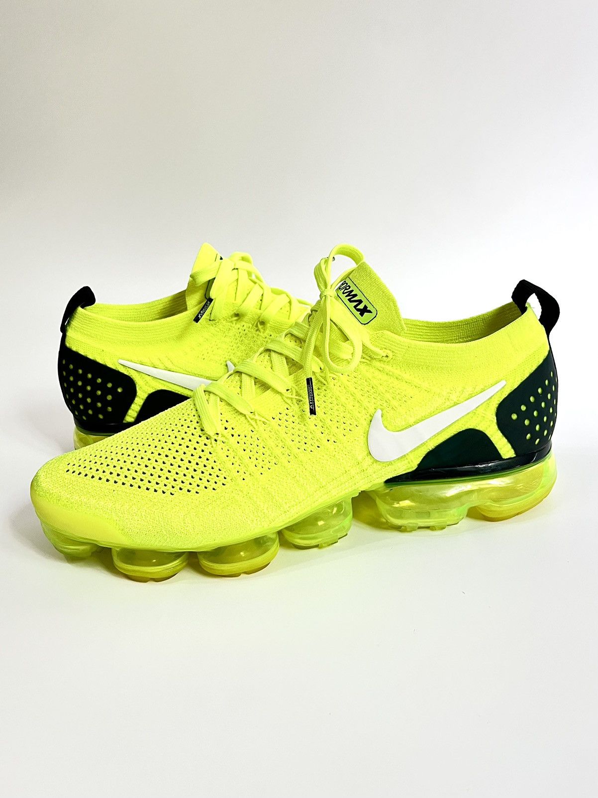 Nike Nike Air VaporMax 2 Flyknit OG “Volt” Size US 11 / EU 44 - 1 Thumbnail