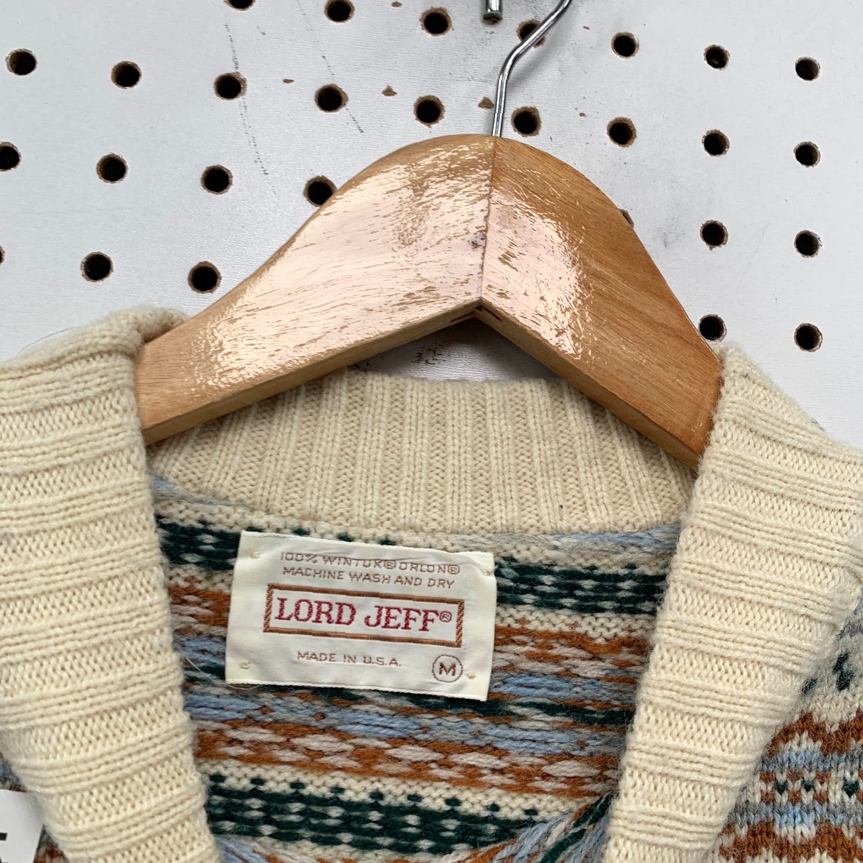 Vintage VINTAGE Lord Jeff Sweater Mens M Beige Fair Isle Cable Knit Orlon Acrylic Size US M / EU 48-50 / 2 - 5 Thumbnail