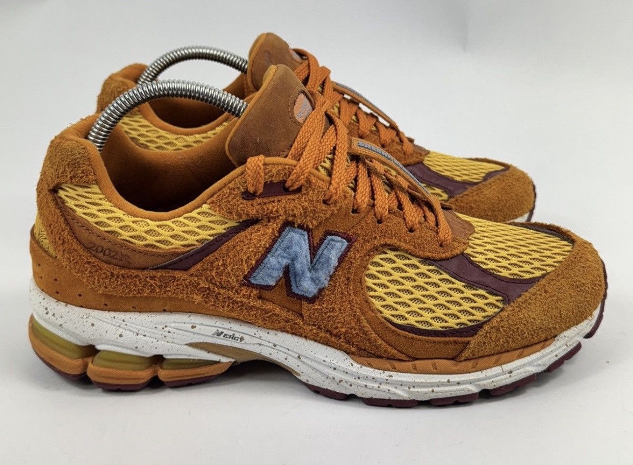 New Balance NEW BALANCE 2002R SELEHE BEMBURY BE THE JOURNEY SNEAKERS Size US 9.5 / EU 42-43 - 1 Thumbnail