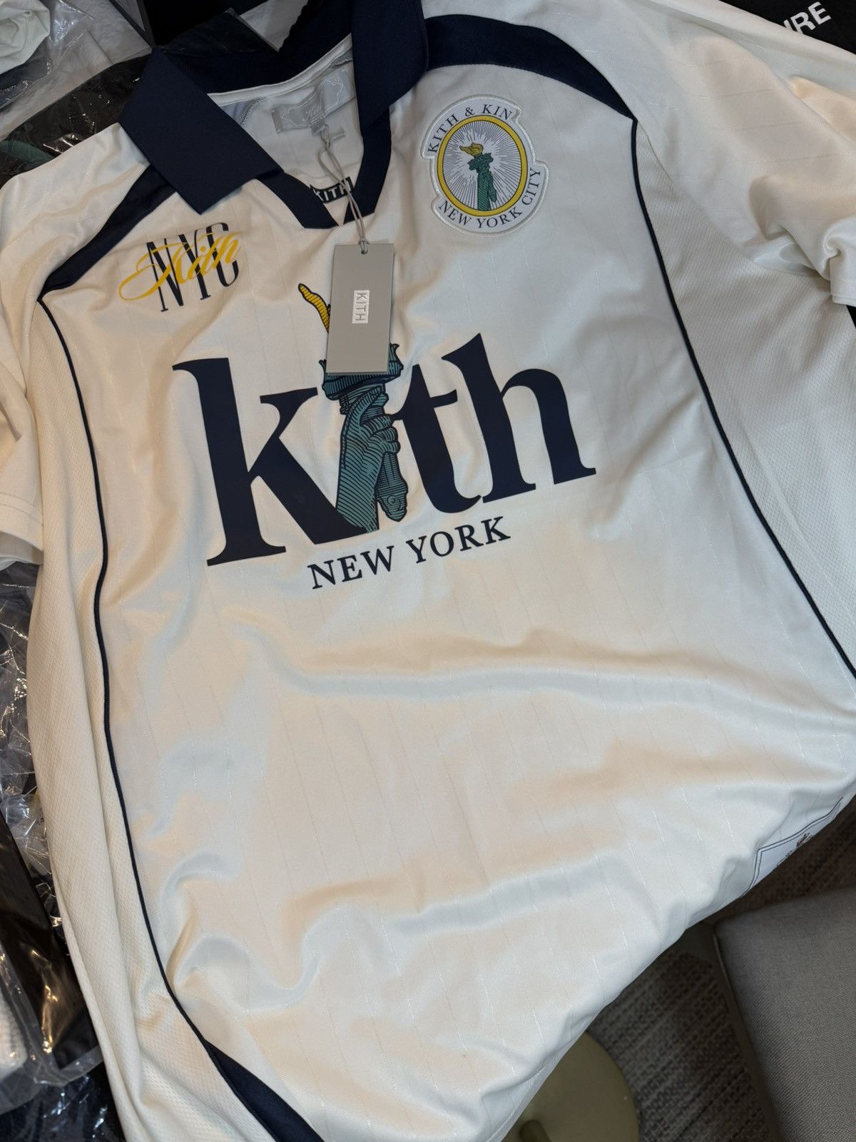 Kith Kith NY Edison Soccer Jersey top size large Size US L / EU 52-54 / 3 - 1 Thumbnail