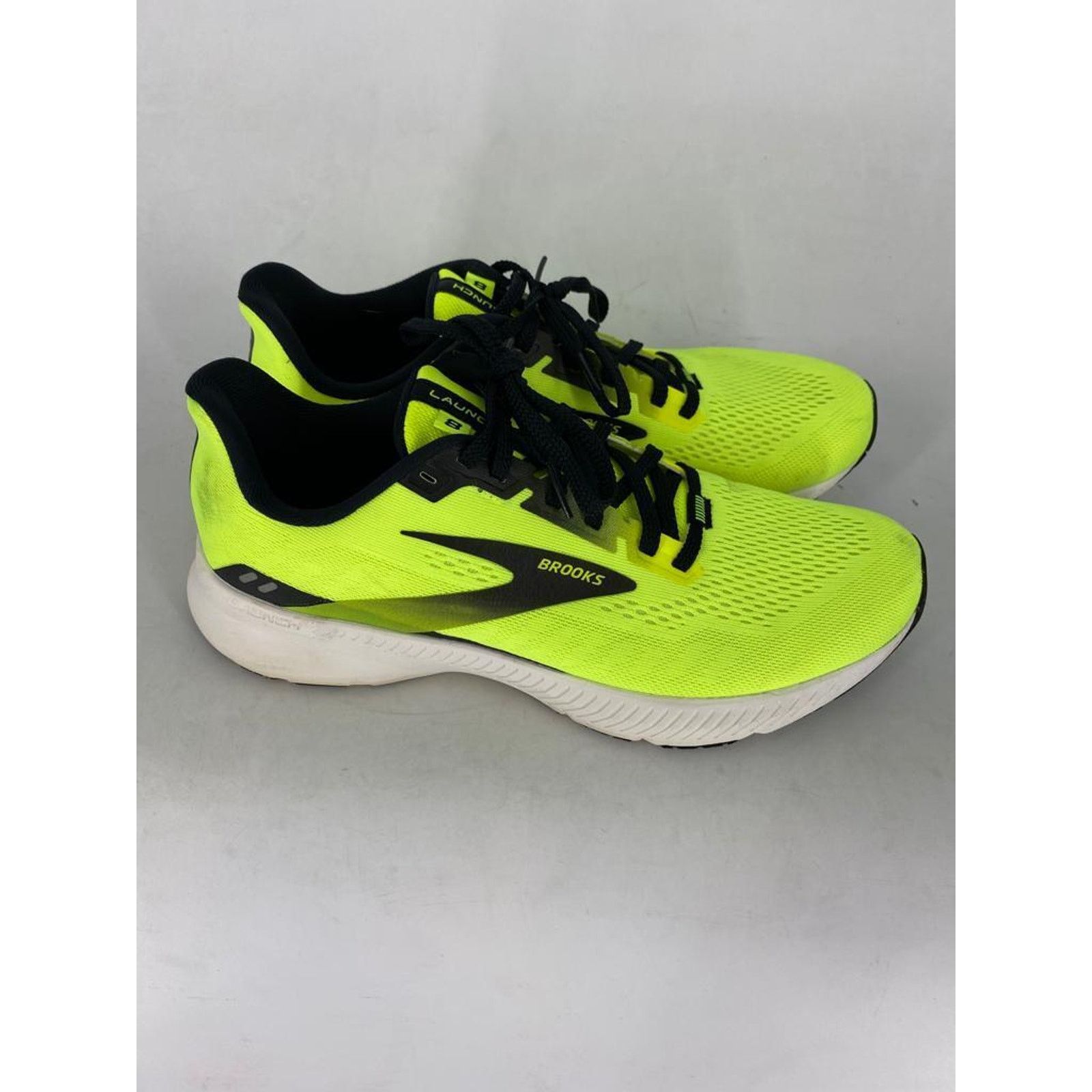 Brooks BROOKS MENS LAUNCH GTS-8 RUNNING SHOES YELLOW/BLACK SIZE-9 Size US 9 / EU 42 - 1 Thumbnail