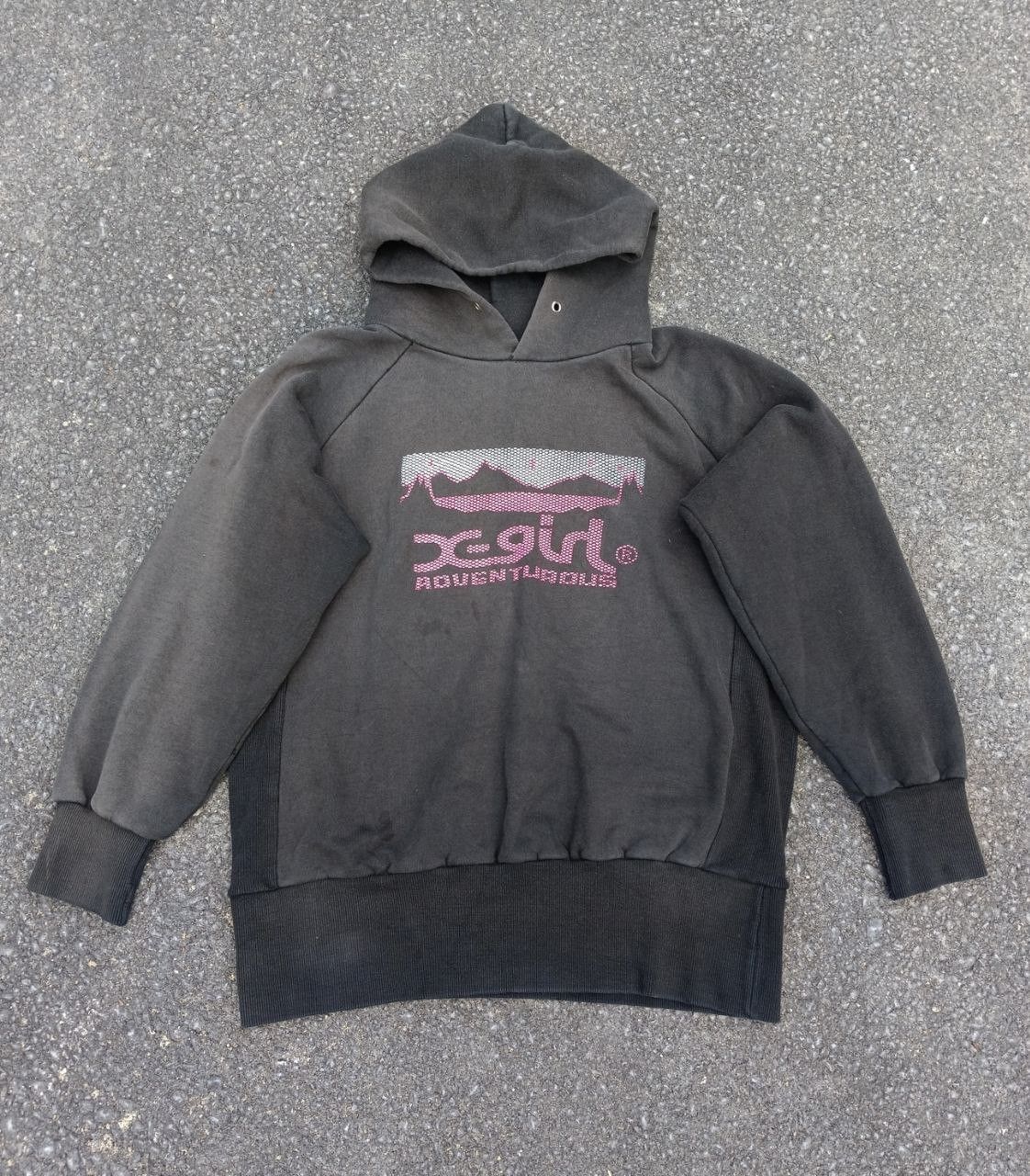 THRASH SUN FADED BLACK X GIRL HOODIE