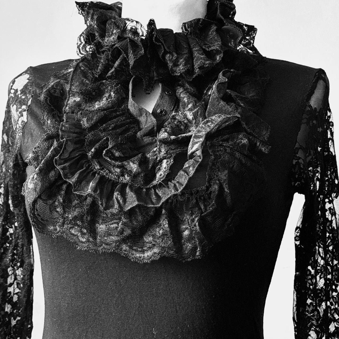 Vintage gothic avant-garde Coquette Victorian lace blouse Size S / US 4 / IT 40 - 2 Thumbnail