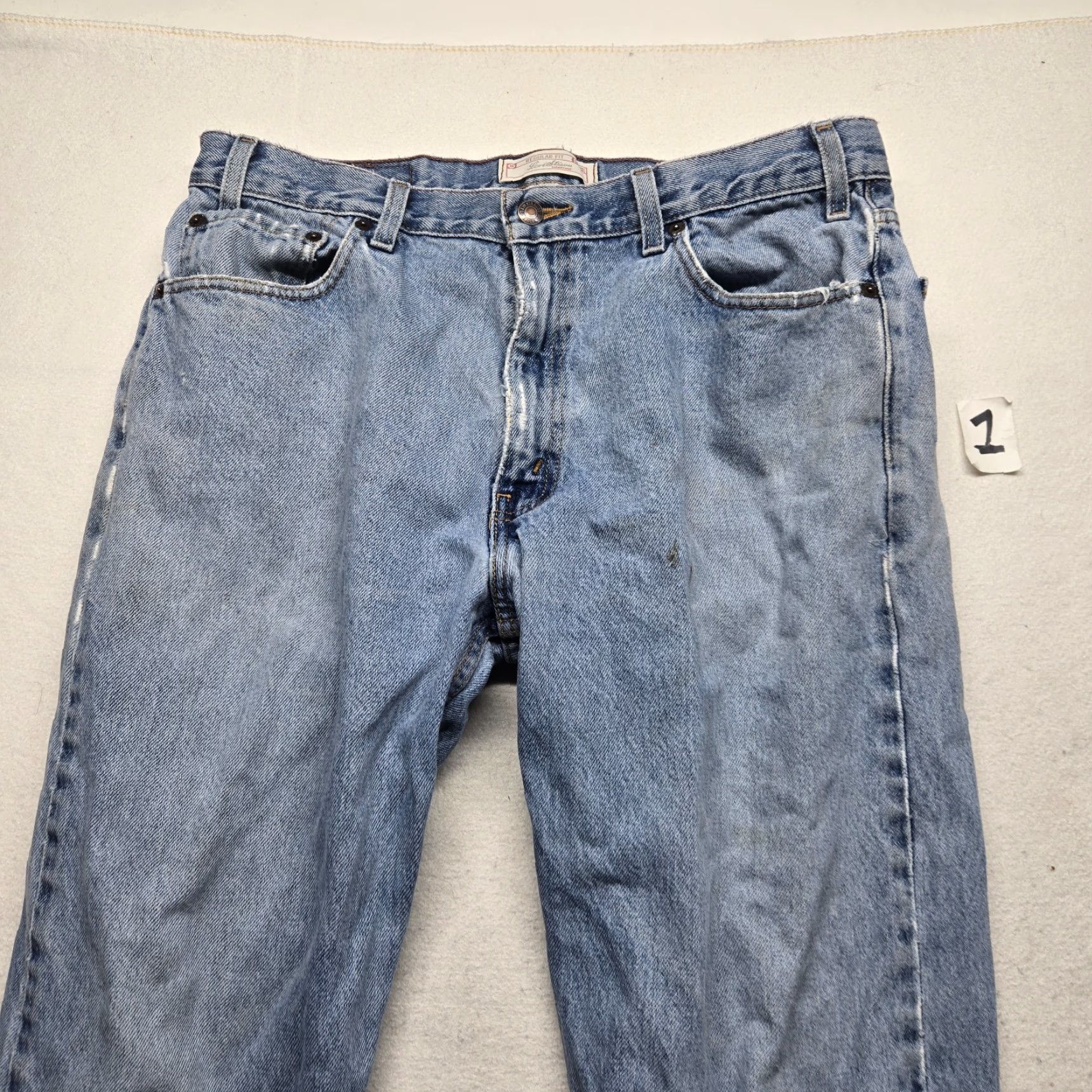 Levi's VINTAGE Levi's Jeans Blue Regular Fit 90s Men Adult 36 x 32 Denim 5-Pocket Mens Size US 36 / EU 52 - 2 Thumbnail