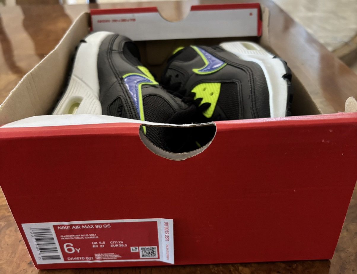 Nike Nike Air Max 90 GS 'Black Volt Racer Blue' Size US 6 / EU 39 - 8 Thumbnail