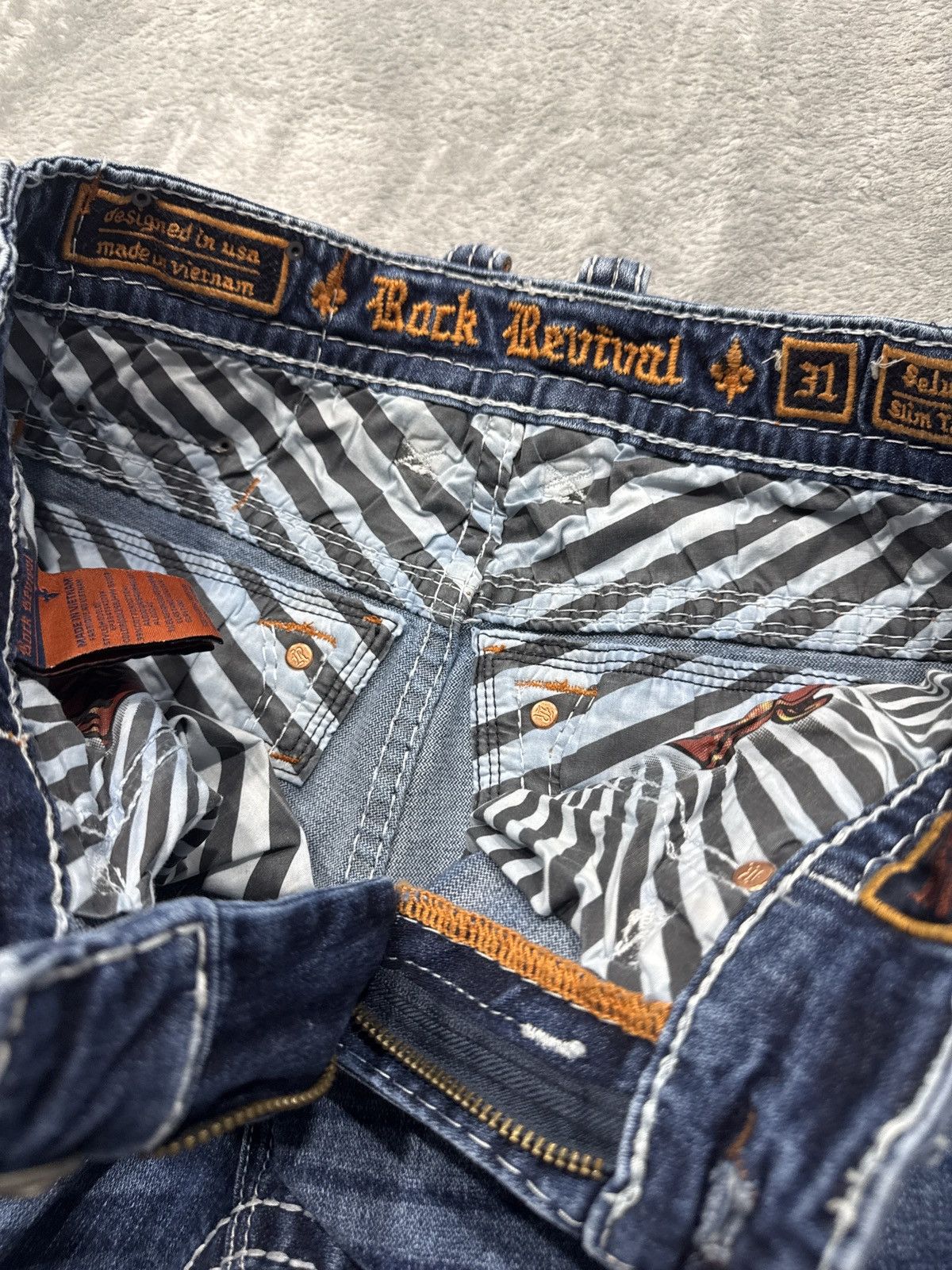 Rock Revival Rock revival jeans sz 31/32 Size US 31 - 10 Thumbnail