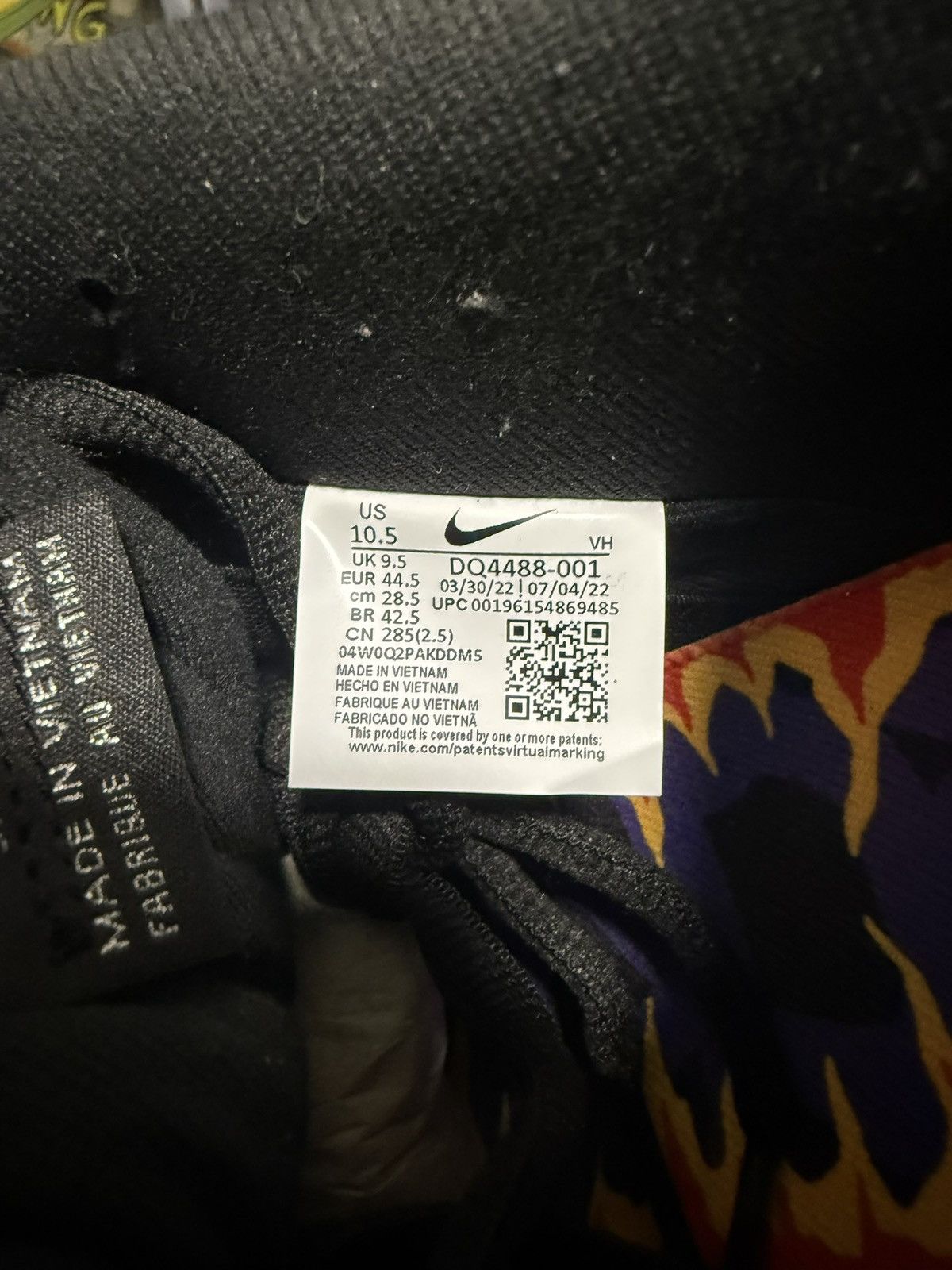 Nike SB Nike SB Dunk Low Pro QS Neckface Size US 10.5 / EU 43-44 - 8 Thumbnail