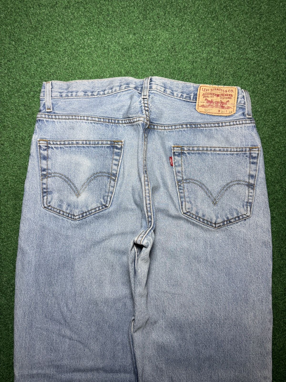 Levi's Vintage Clothing Levis 550 Relaxed Y2K Wide Leg Baggy 34x34 Light Wash Jeans Size US 34 / EU 50 - 2 Thumbnail