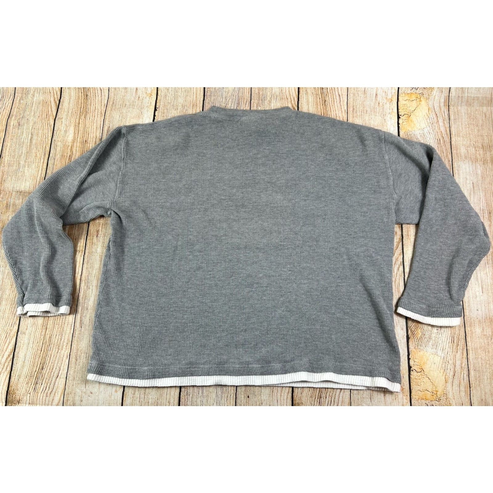 Avirex VINTAGE Avirex Mens Long Sleeve Shirt Thermal Waffle Knit Gray White Size M Graphic Print Crew Neck Hip Hop Retro 2000s Size US M / EU 48-50 / 2 - 2 Thumbnail