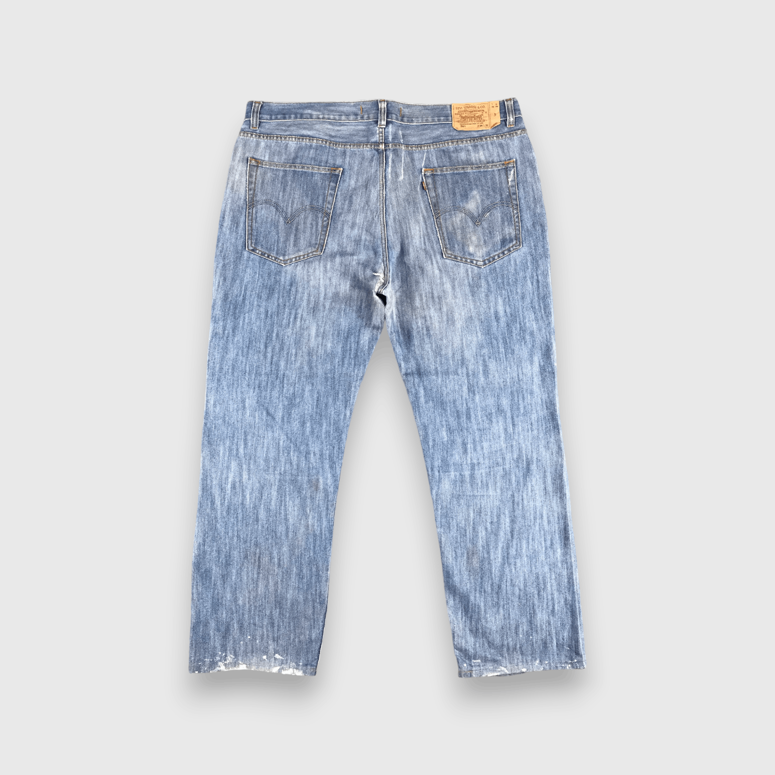 Levi's Vintage Blue Wash Levis 501 Jeans-J1645 Size US 44 / EU 60 - 2 Thumbnail