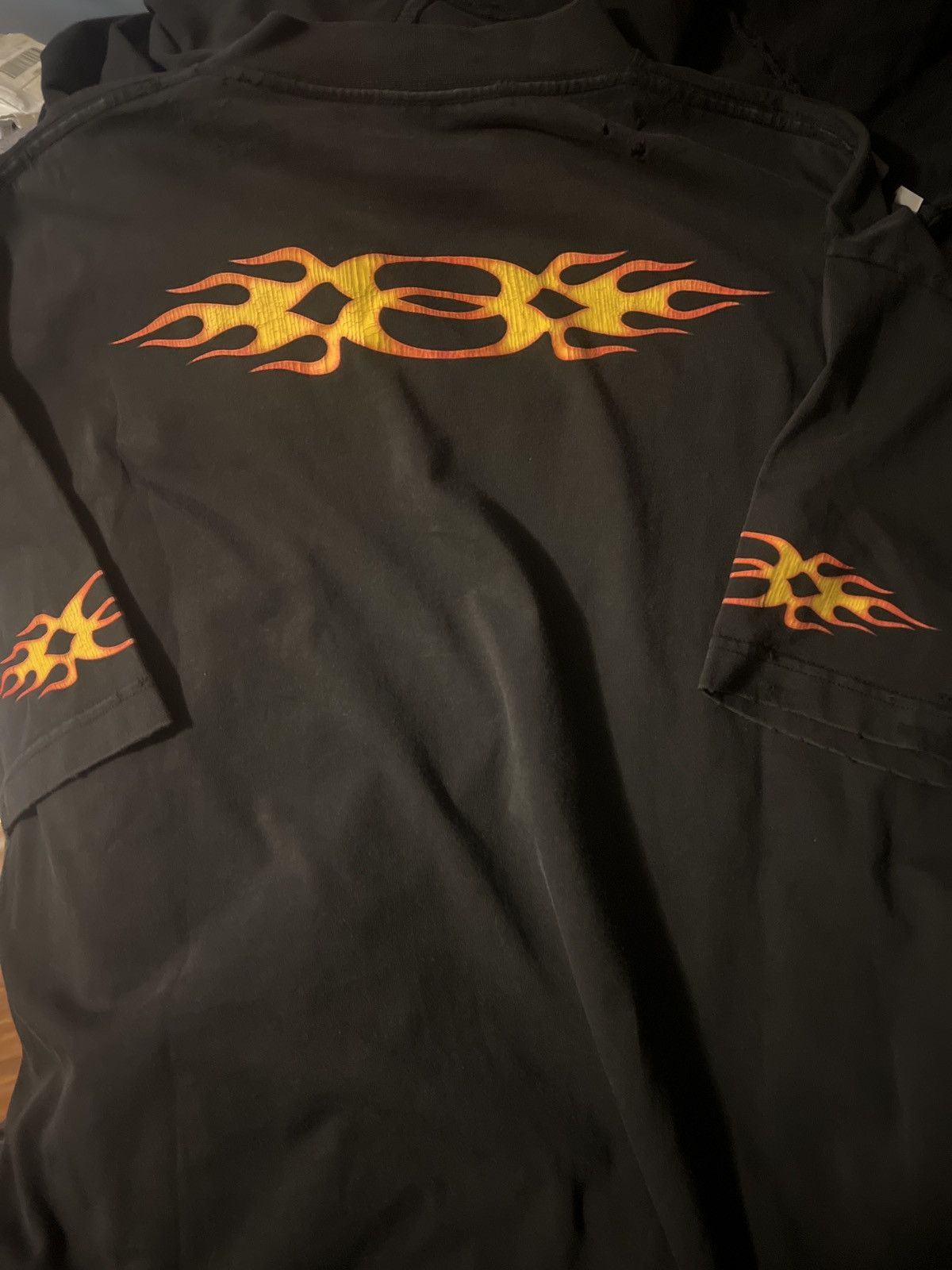 Balenciaga Balenciaga Burning unity logo oversized tee Size US L / EU 52-54 / 3 - 4 Thumbnail