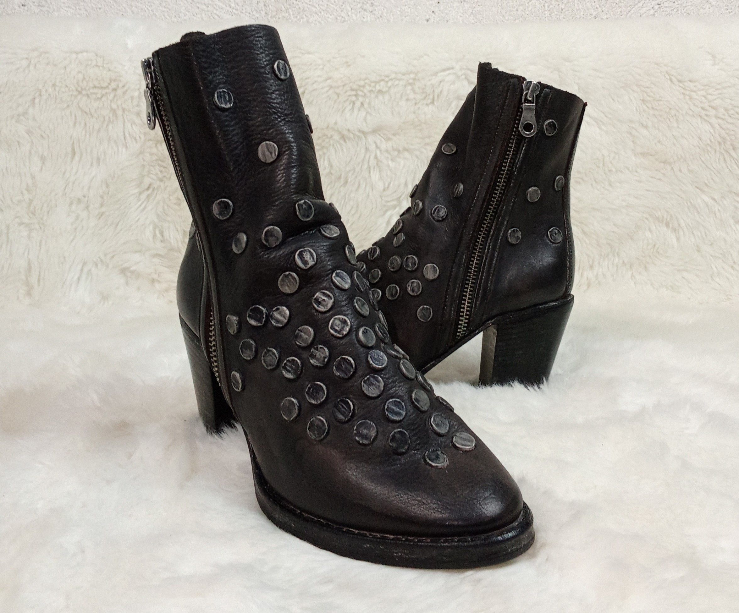 Maison MIHARA YASUHIRO Mihara Yasuhiro F/W'09 "Left and Right" Studded Side Zip Size US 6 / IT 36 - 4 Thumbnail