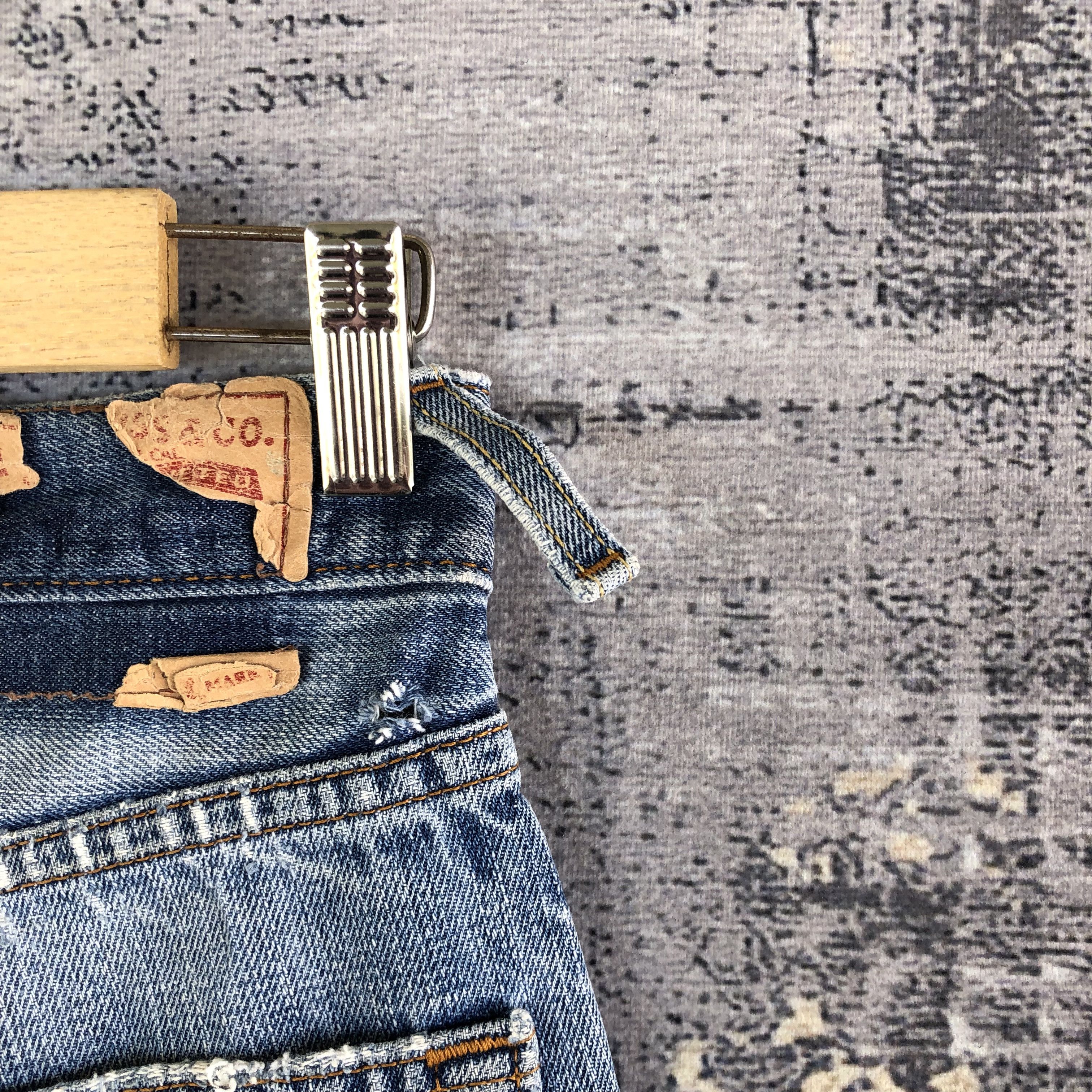 Levi's Vintage Levis 505 Jeans Distressed Levi's 505 Faded Denim Size US 36 / EU 52 - 6 Thumbnail