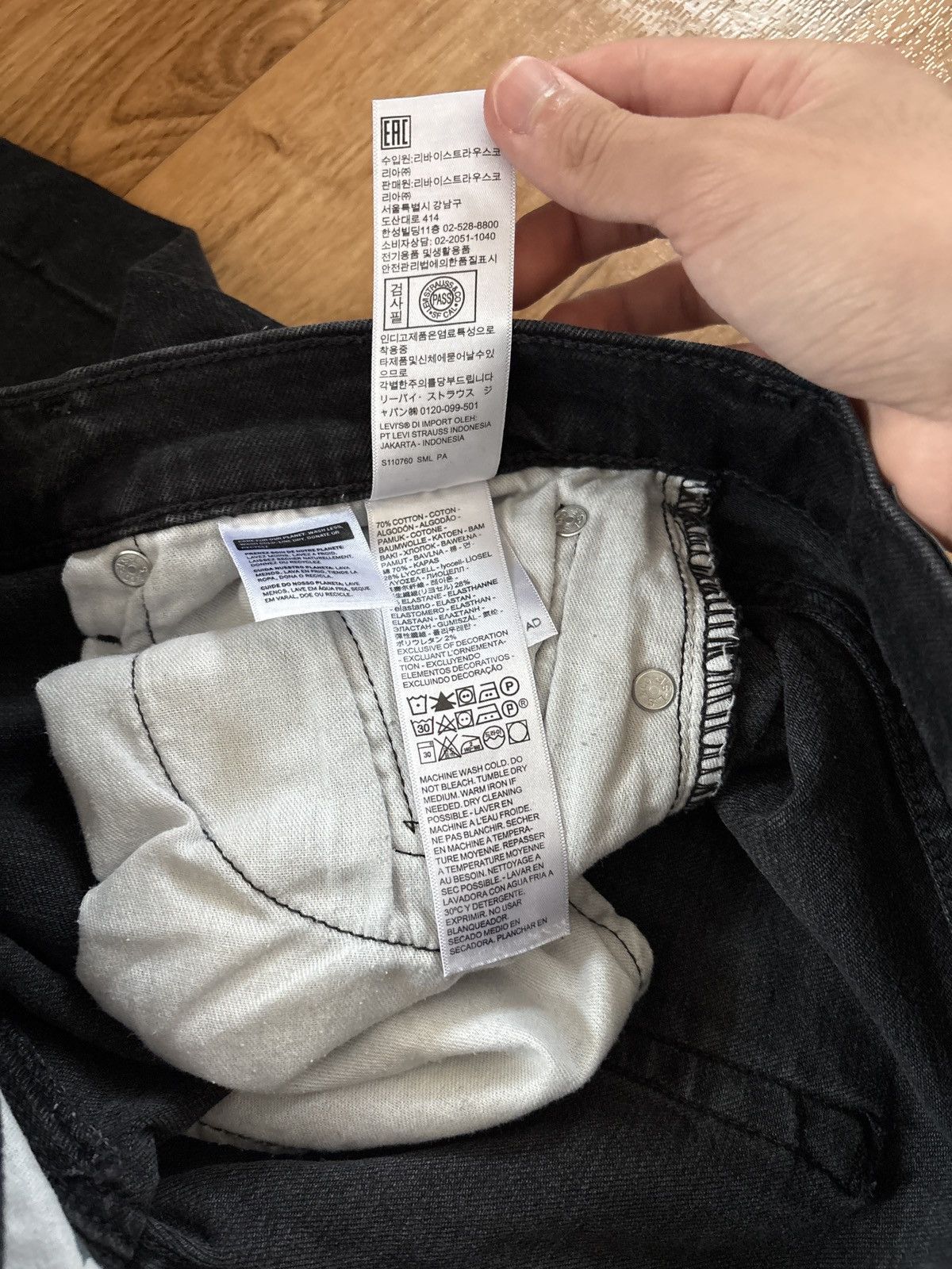 Levi's Levi’s Black Jean Shorts Size US 32 / EU 48 - 5 Thumbnail
