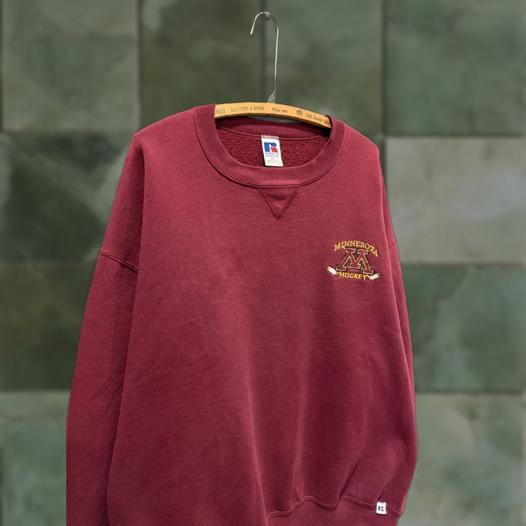 Russell Athletic VINTAGE Russell Athletic U Of M Gophers College Hockey Sweatshirt Hoodie 2XL Maroon 90s Mens Size US XXL / EU 58 / 5 - 1 Thumbnail