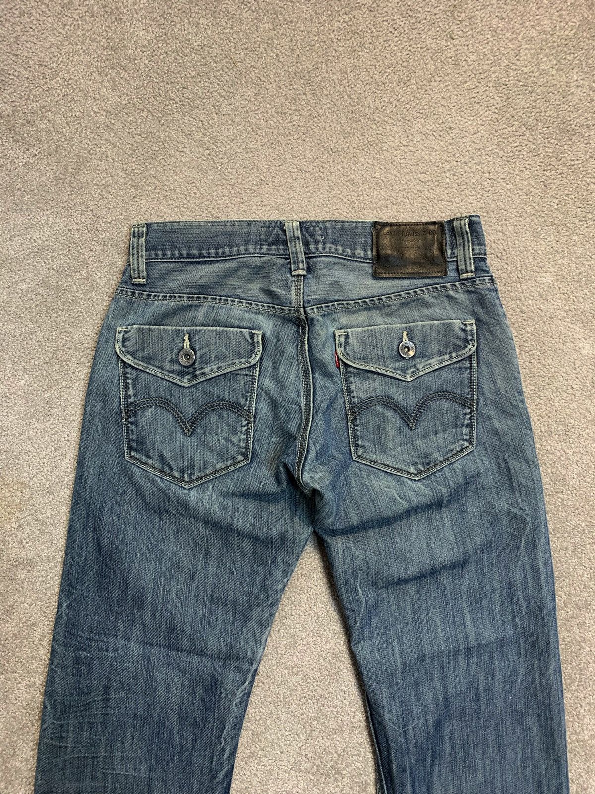 Levi's × Vintage Vintage Levi’s 514 Washed Blue Stone Denim Jeans 90s Baggy Size US 31 - 13 Thumbnail