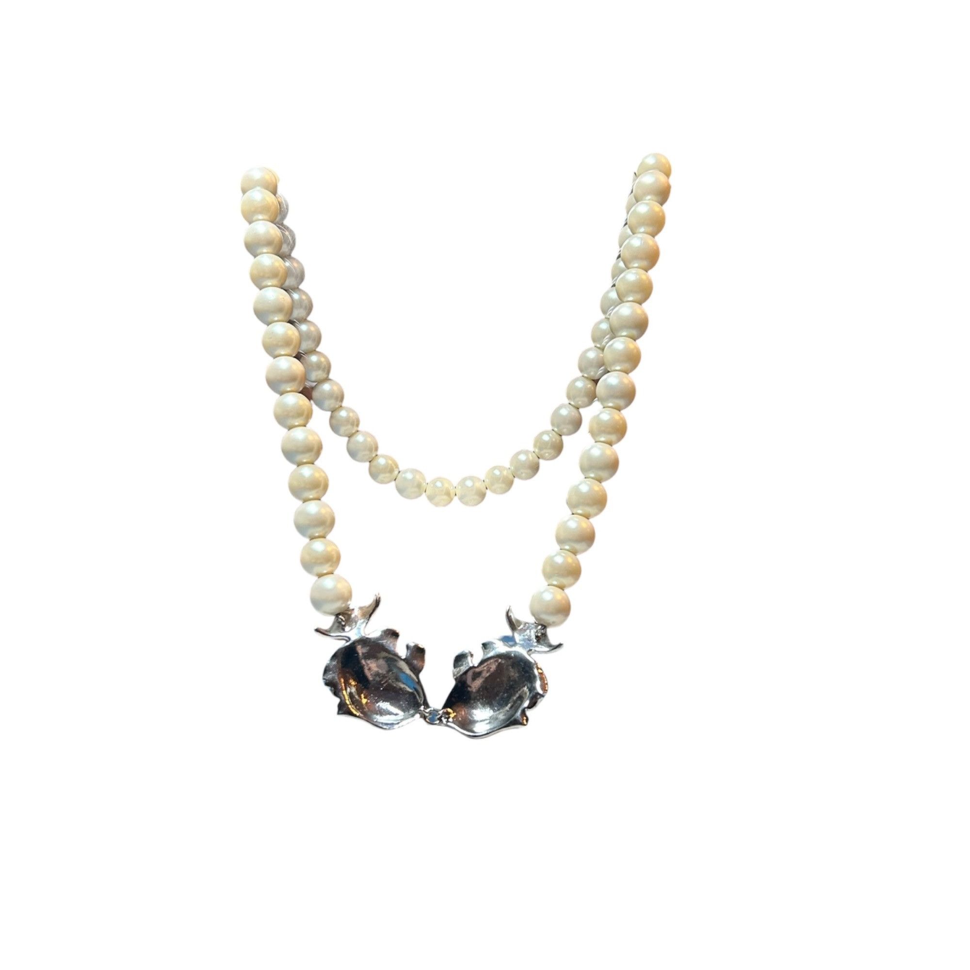 Ann Taylor Ann Taylor Faux Pearl Kissing Neon Rhinestone Fish Necklace Size ONE SIZE - 2 Thumbnail