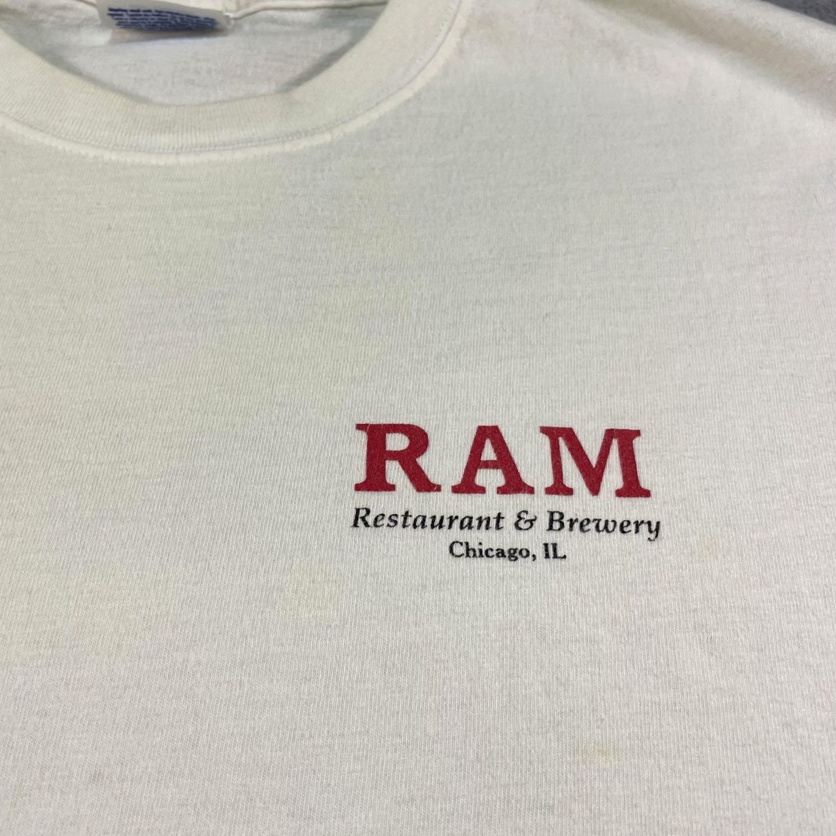 Hanes Vintage Hanes Beefy-T Shirt Mens L White RAM Restaurant & Brewery Chicago Buttface Amber Ale Graphic Print Crew Neck Short Sleeve 90s Humor Pub Beer Size US L / EU 52-54 / 3 - 2 Thumbnail