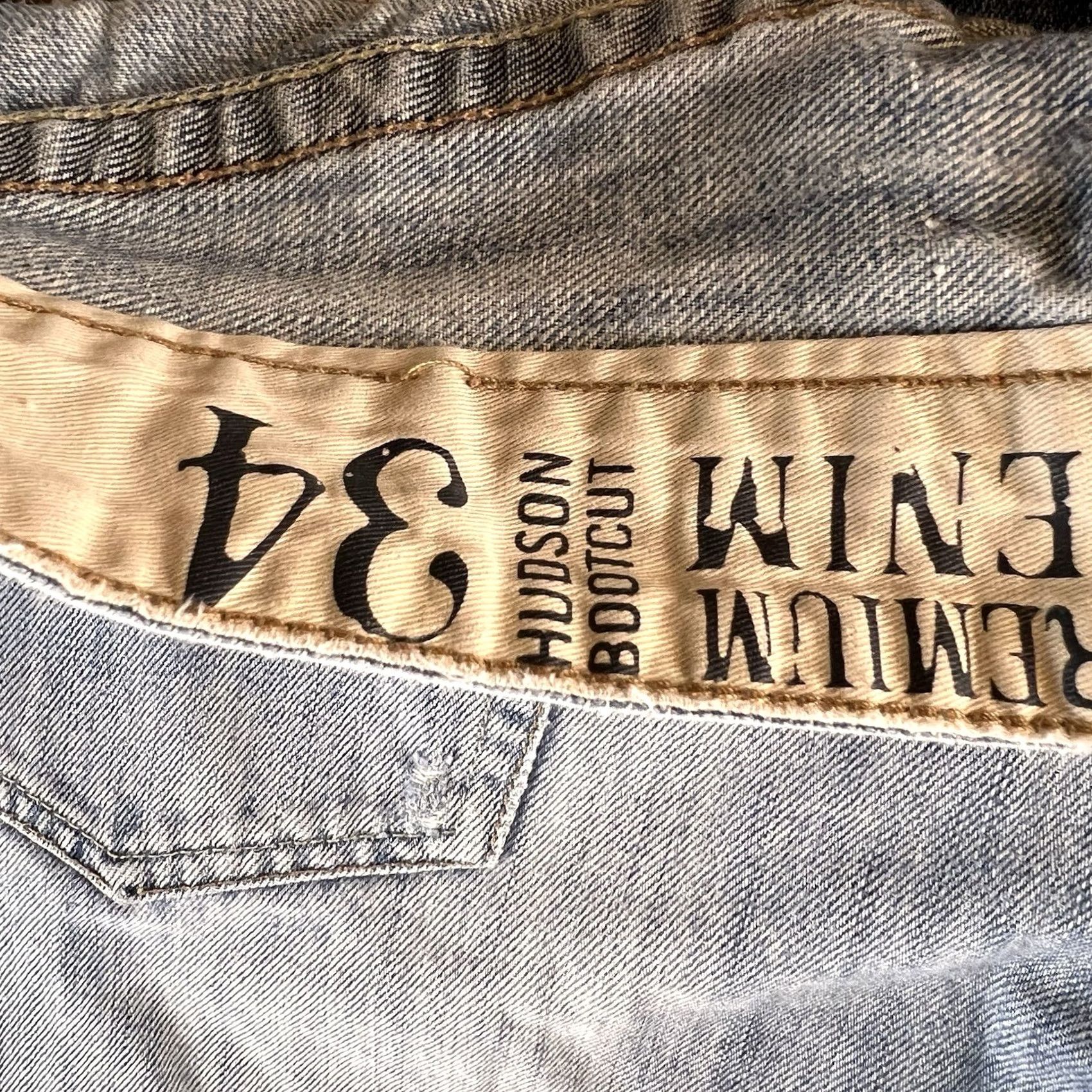 Mossimo VINTAGE Mossimo Supply Co. Jeans Bootscut Denim 34x29 Men Blue Light Wash Cowboy Retro Size US 34 / EU 50 - 7 Thumbnail