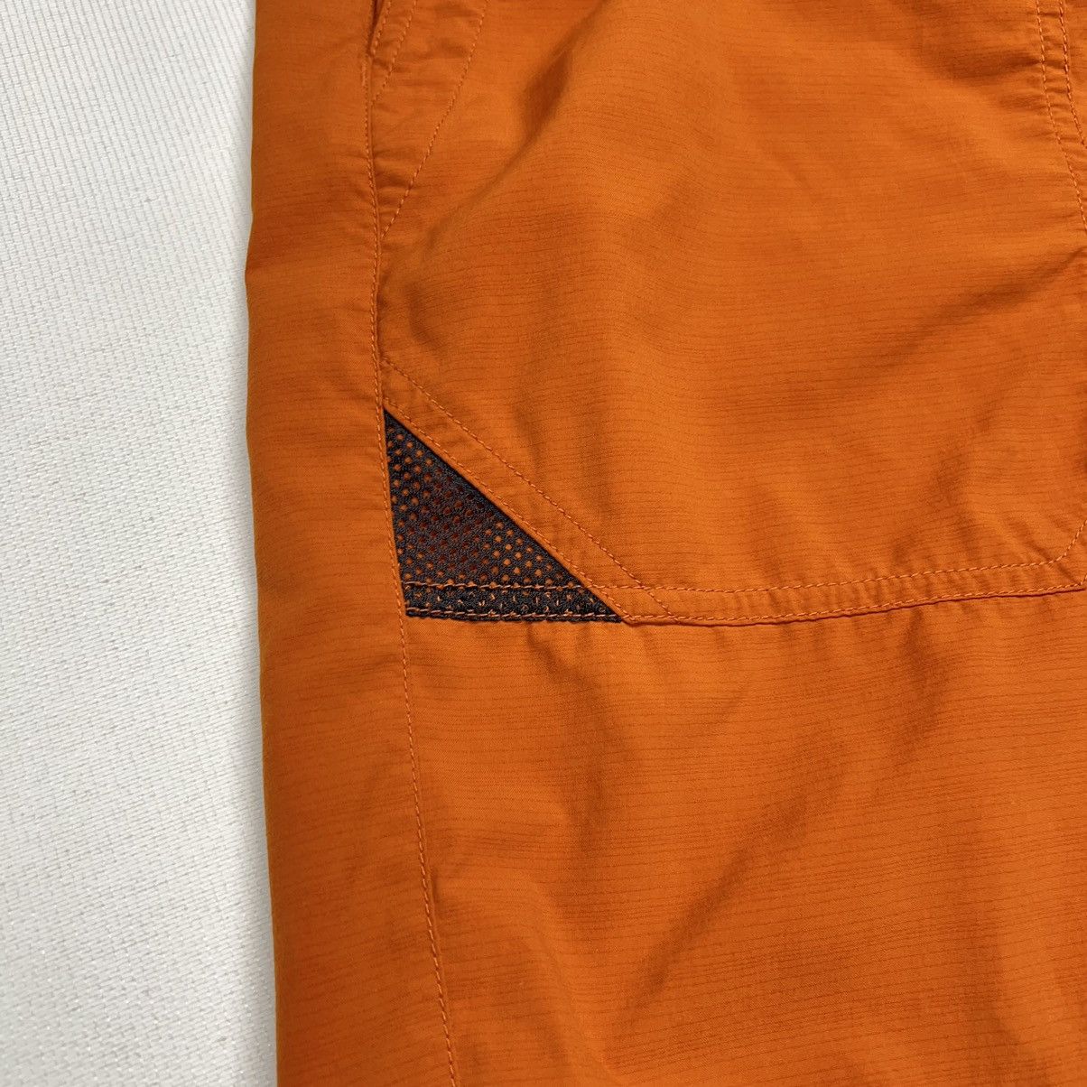 L.L. Bean × Vintage LL Bean Shorts Regular Orange Nylon Lined Belted Pockets Size US 36 / EU 52 - 4 Thumbnail