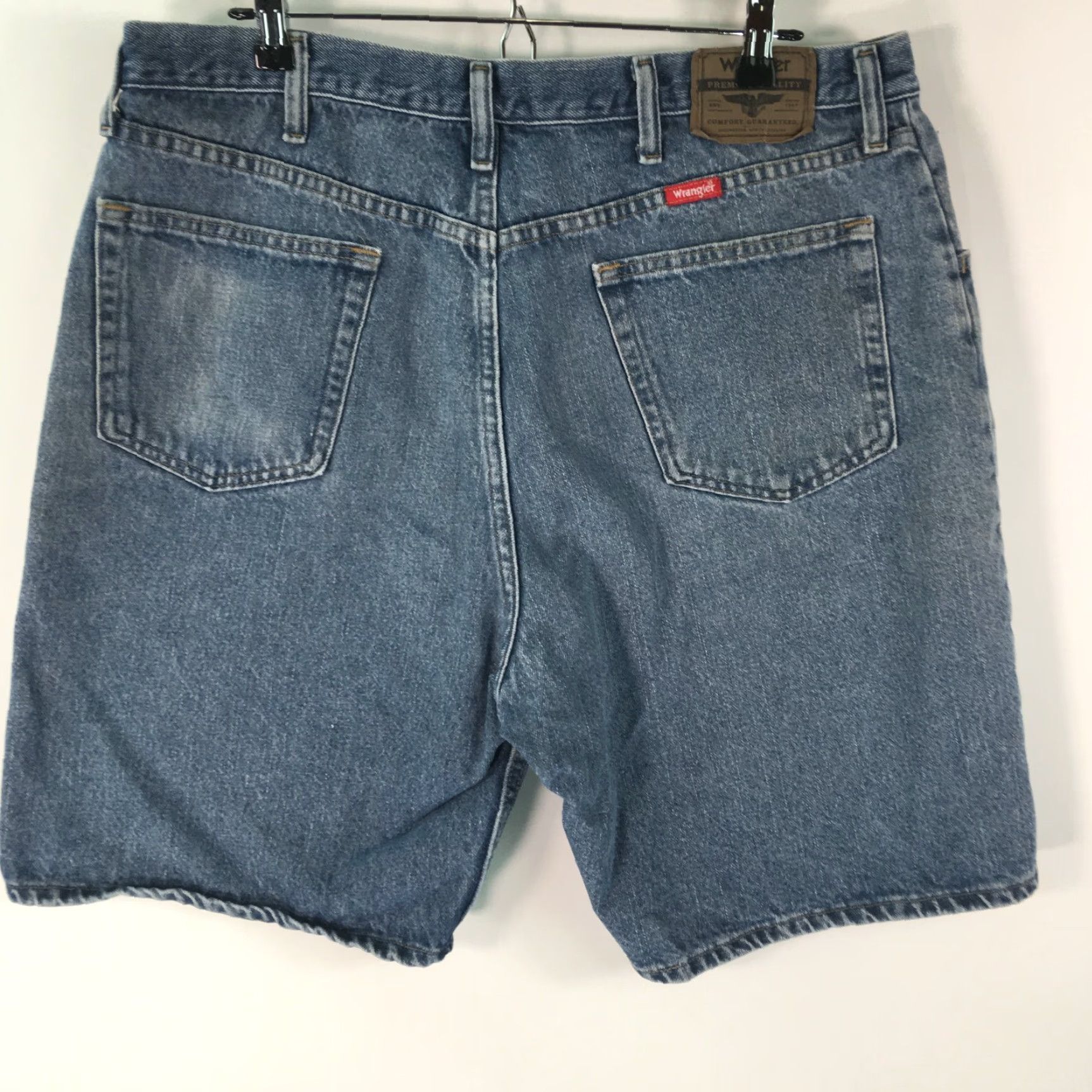 Wrangler Wrangler Mens Casual Regular Flat Front Straight Blue Denim Jean Shorts Size 38 Size US 38 / EU 54 - 2 Thumbnail