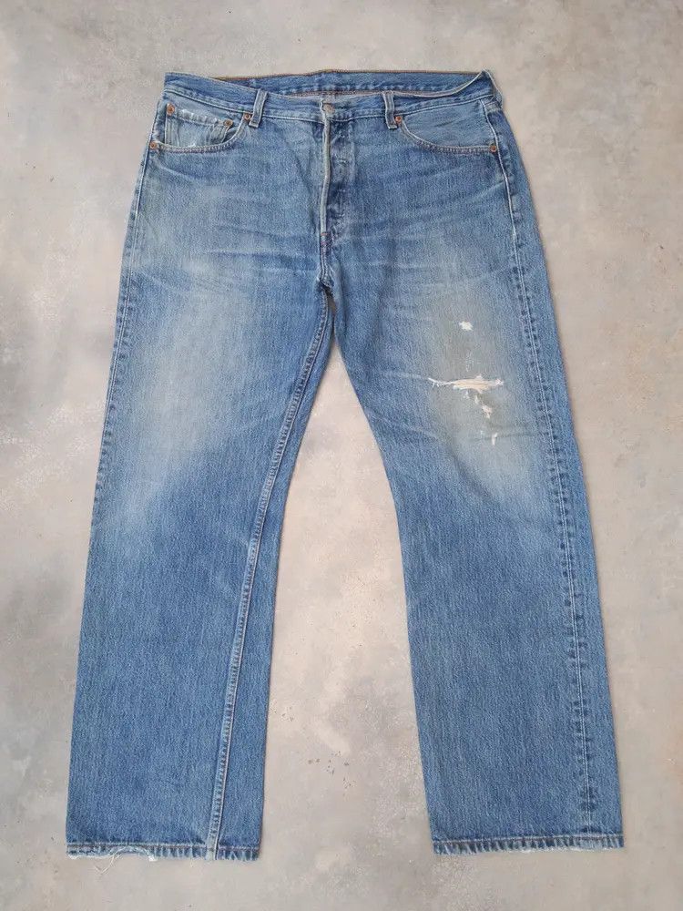 Levi's × Vintage Vintage Levis 501 Straight Leg Distressed Jeans 36x30 Size US 36 / EU 52 - 1 Thumbnail