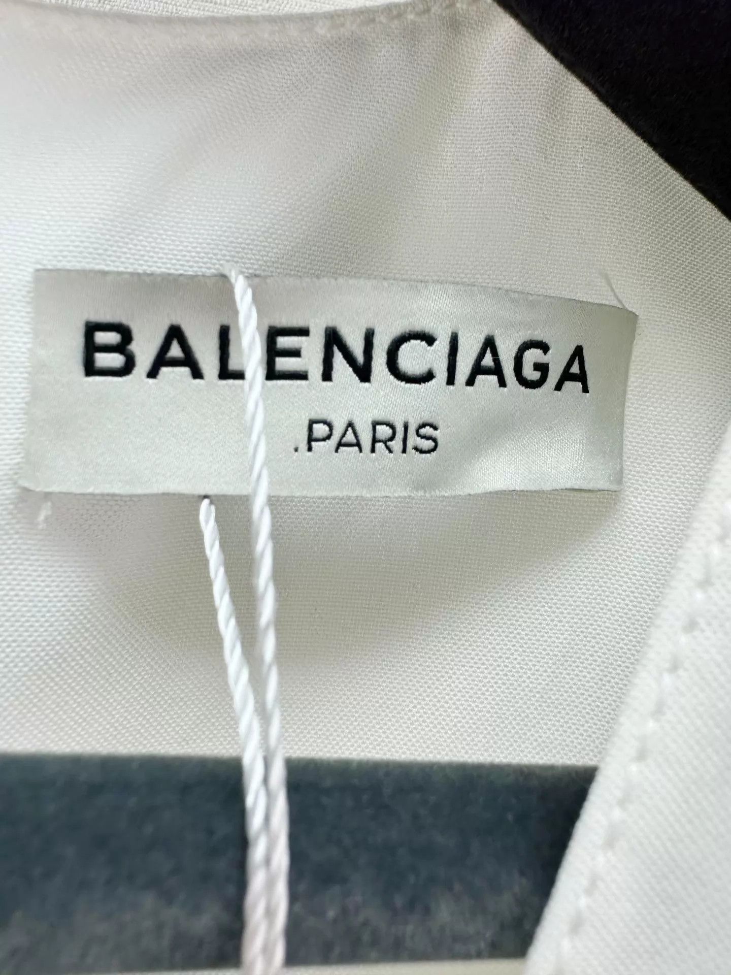 Balenciaga Balenciaga Authentic Short-Sleeve Shirt 34 New with Tags Size XXS / US 00 / IT 34 - 3 Thumbnail