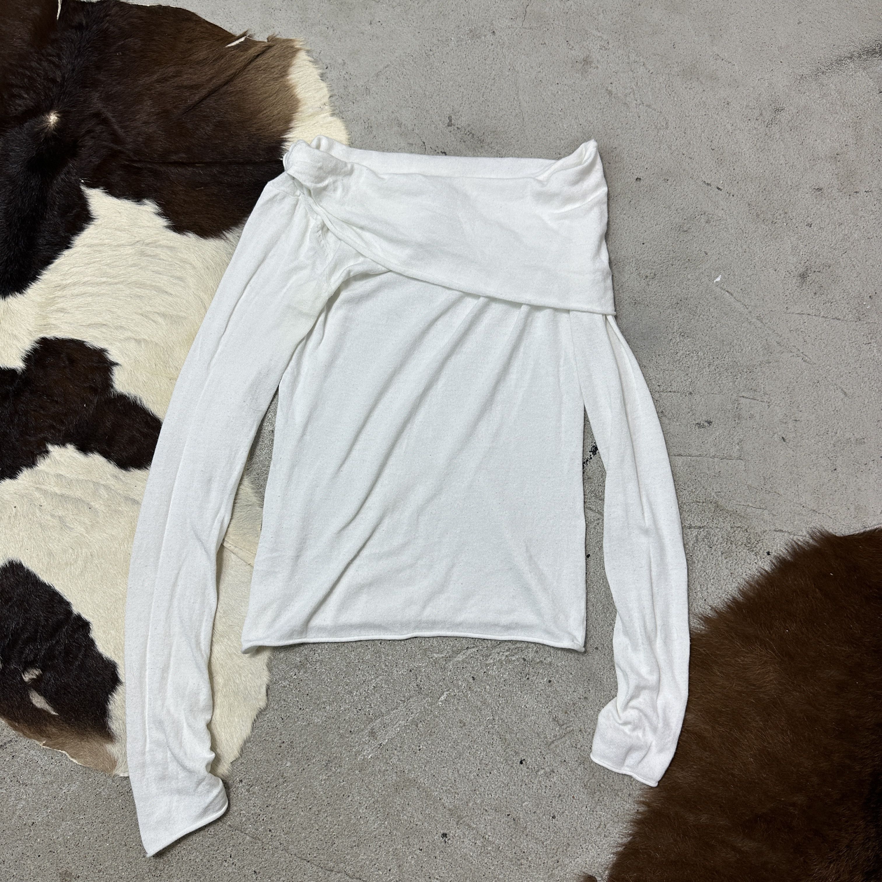 Vintage Vintage Viscose Bare Shoulders Fitted Sweater 00s Size L / US 10 / IT 46 - 4 Thumbnail