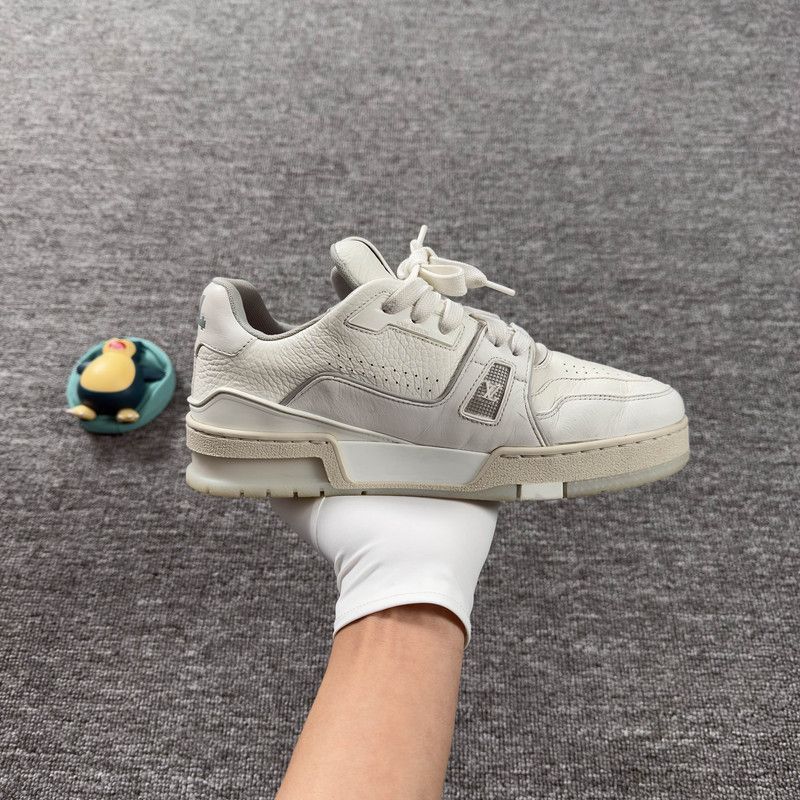 Louis Vuitton Louis Vuitton White Cement Low-Top Trainers Size US 8 / IT 38 - 6 Thumbnail