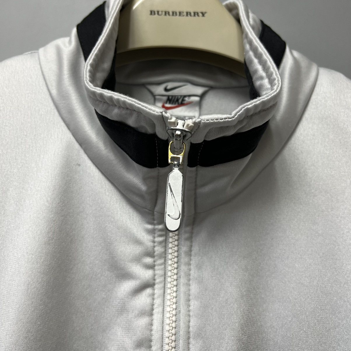 Nike × Vintage Vintage Nike Y2K Track Top Jacket Big Logo Swoosh Size US L / EU 52-54 / 3 - 12 Thumbnail