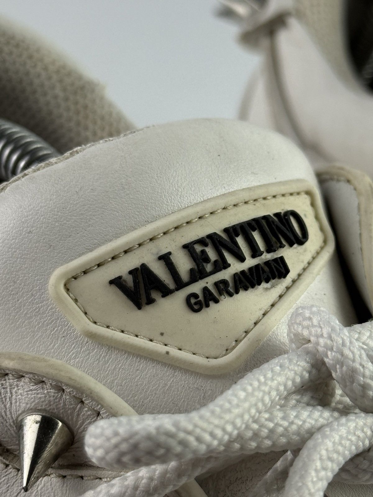 Valentino Valentino Garavani White Bounce Leather Sneakers Anant Garde Size US 7 / EU 40 - 10 Thumbnail