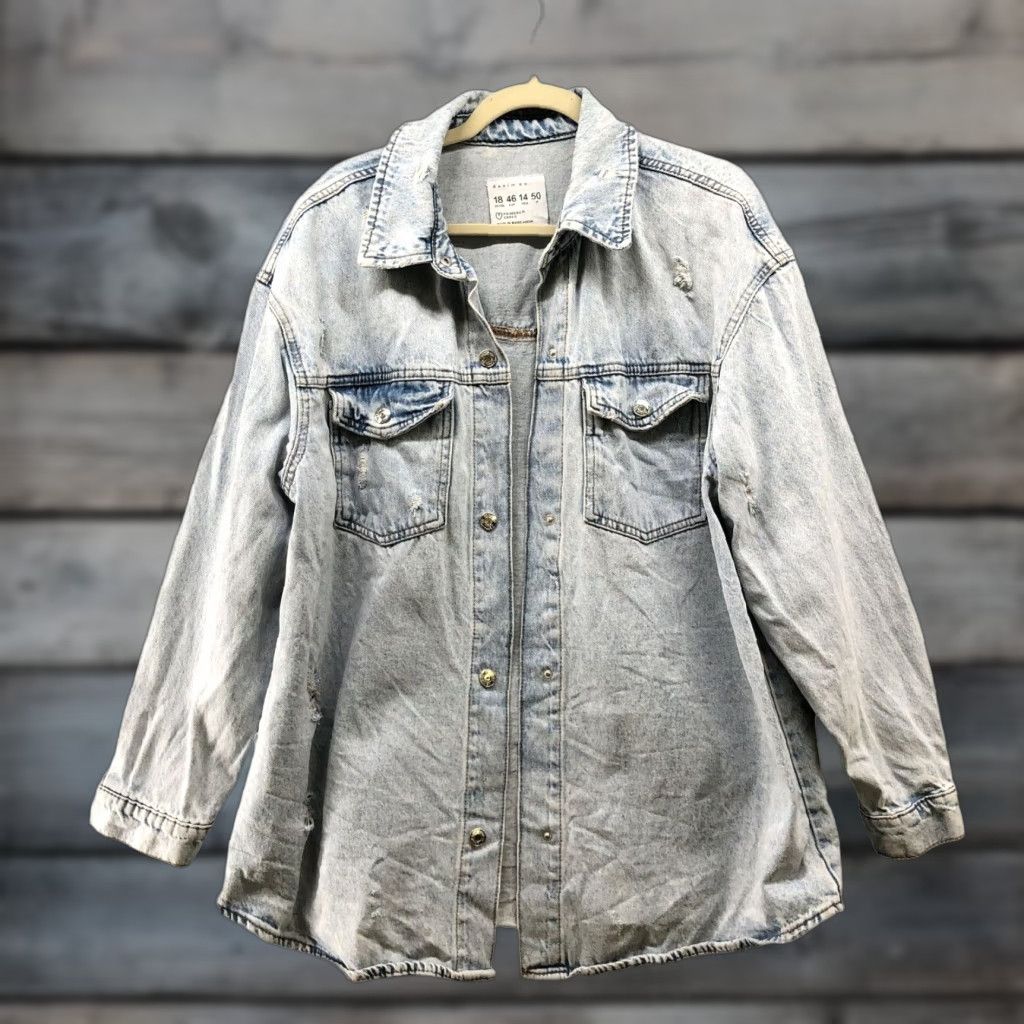 Primark VINTAGE Primark Denim Jacket Women's Oversized Jean Coat 14 Light Wash 90s Grunge Streetwear Size 36" / US 14 / IT 50 - 1 Thumbnail