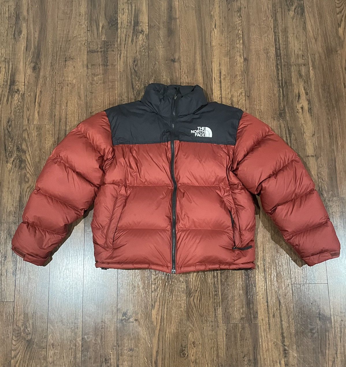 The North Face North Face Nuptse 700 Puffer Jacket **FINAL PRICE DROP** Size US L / EU 52-54 / 3 - 1 Thumbnail