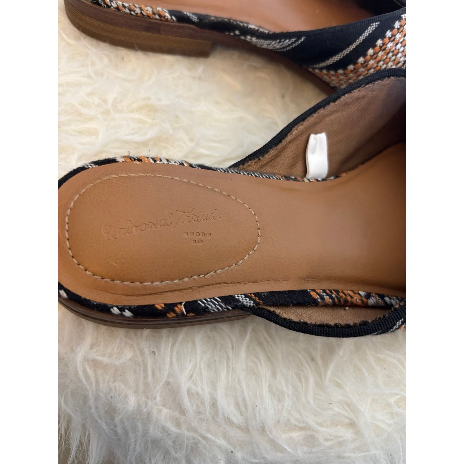 UNIVERSAL PRODUCTS. Universal Thread Lana Pointed Toe Mules size 8.5 Size US 8.5 / IT 38.5 - 4 Thumbnail