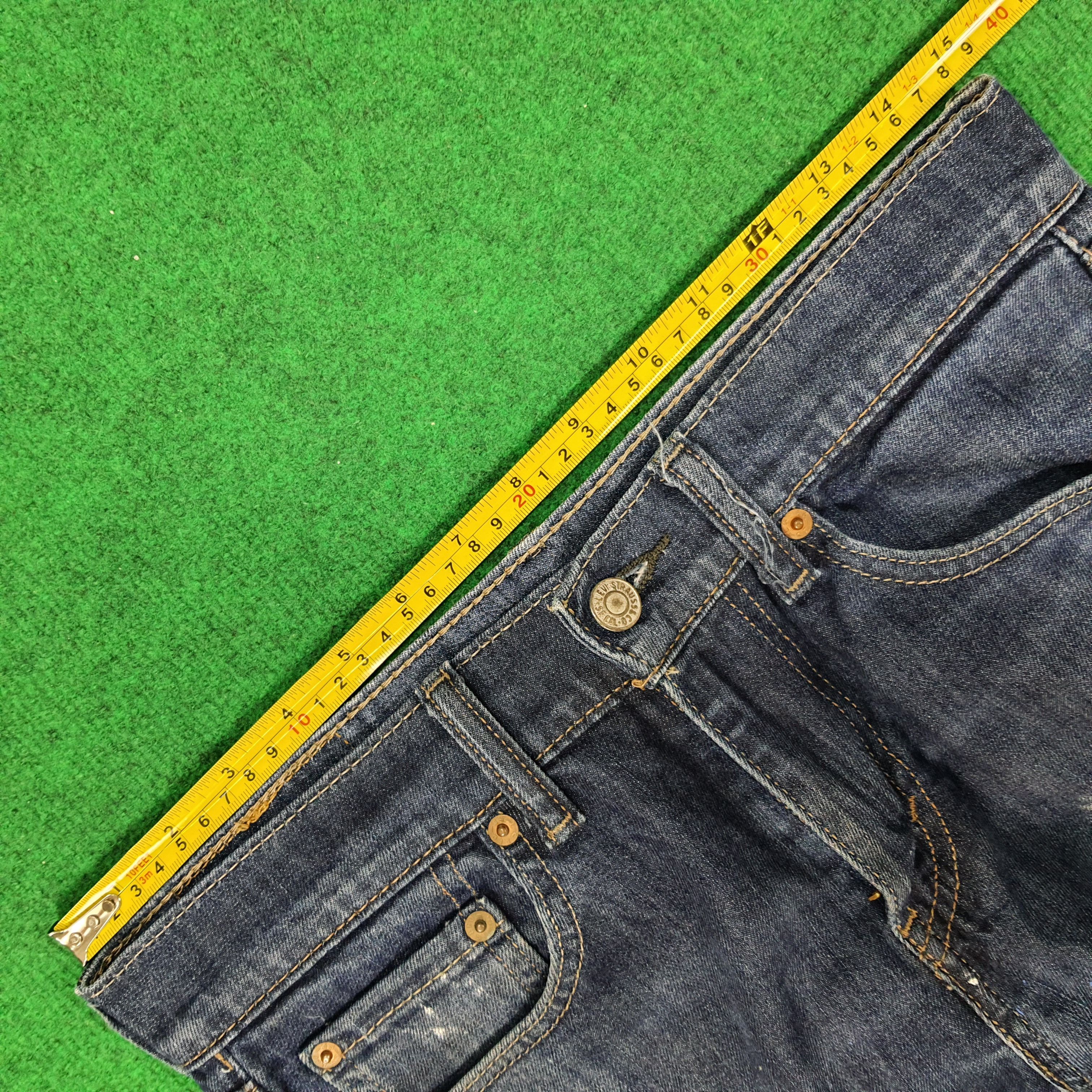Levi's × Vintage Vintage Levi's 510 Distressed Art American Brand Jean Size US 29 - 13 Thumbnail