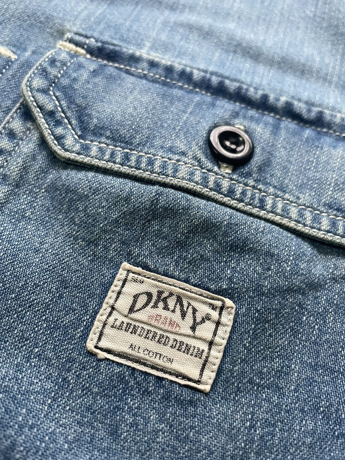 Designer Vintage DKNY Denim Shirt Size US XL / EU 56 / 4 - 14 Thumbnail