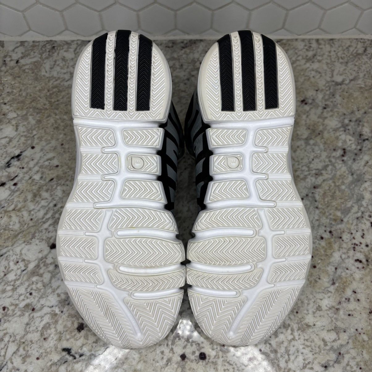 Adidas Size 11.5 -Adidas D Rose 4.5 Zebra 2014 Gently Worn With Box Size US 11.5 / EU 44-45 - 12 Thumbnail