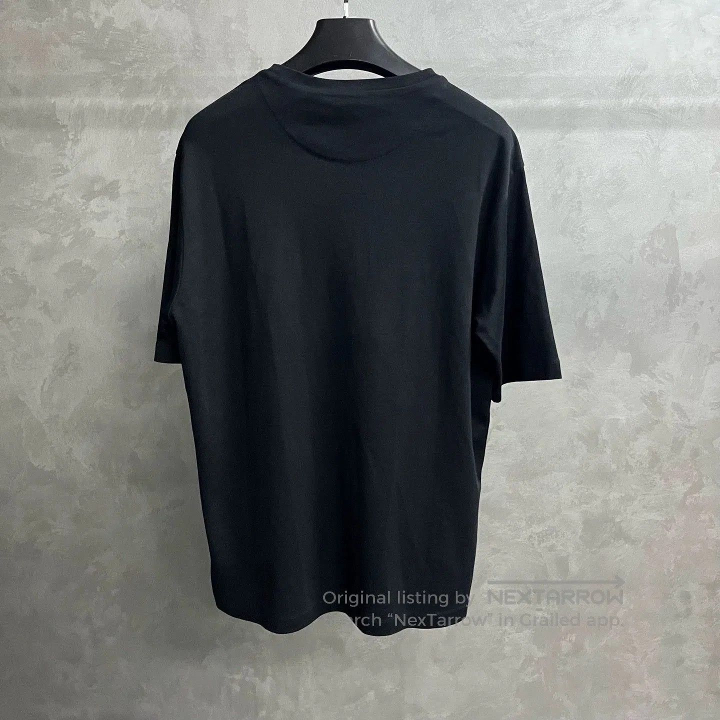 Prada prada black round neck short sleeve t-shirt. Size US L / EU 52-54 / 3 - 5 Thumbnail