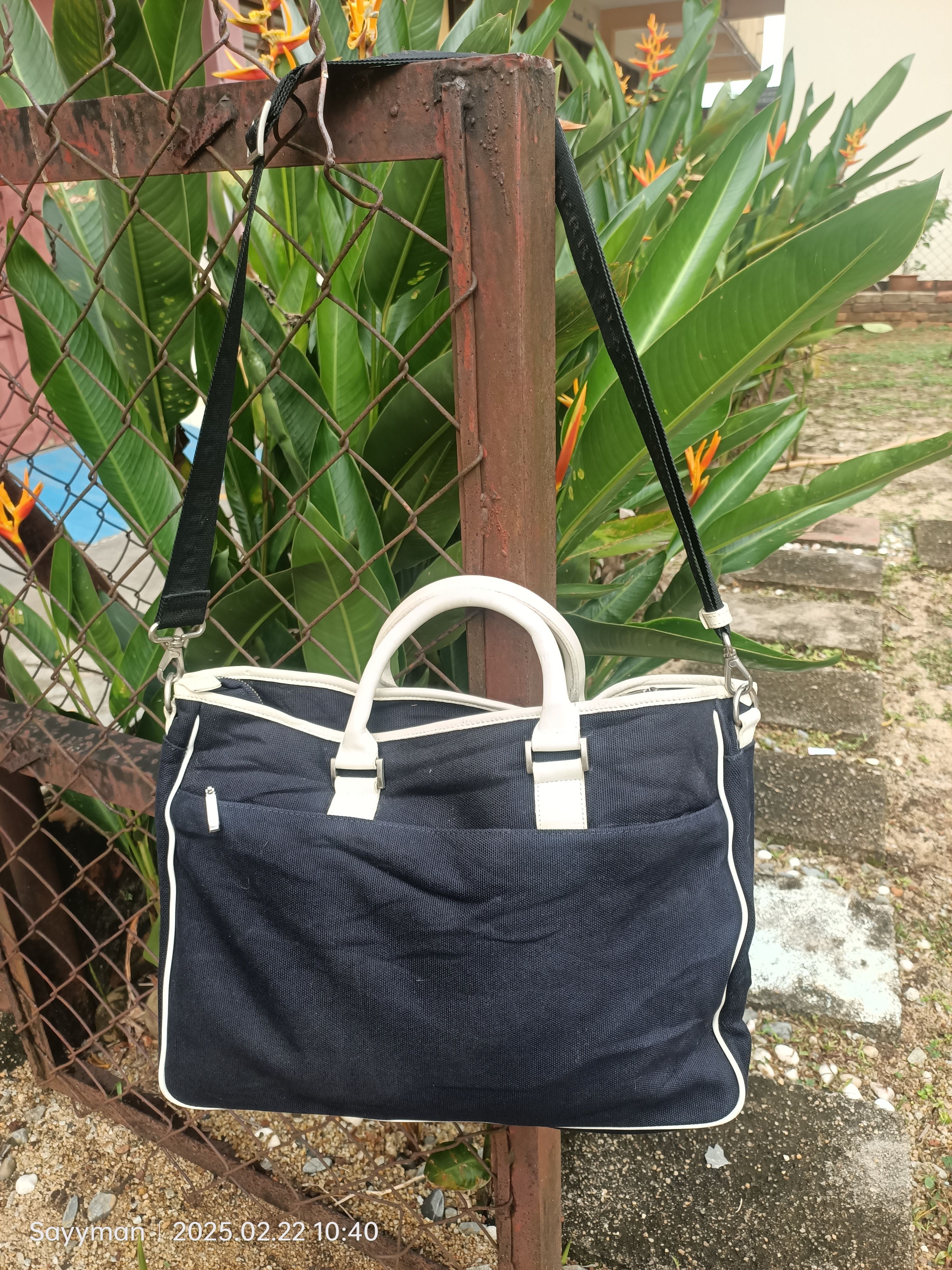 Black Label × Burberry Burberry Black Label Messenger Bag Size ONE SIZE - 4 Thumbnail