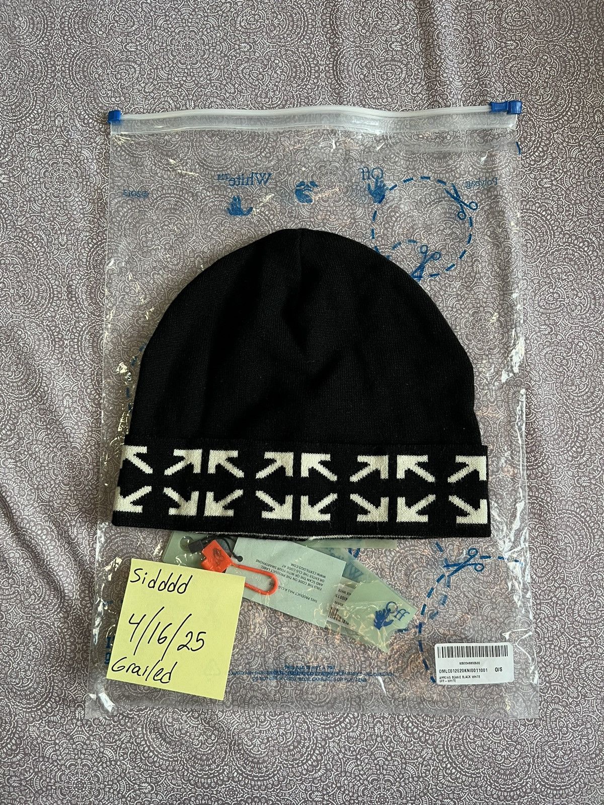 Off-White ARROWS BEANIE Size ONE SIZE - 1 Thumbnail