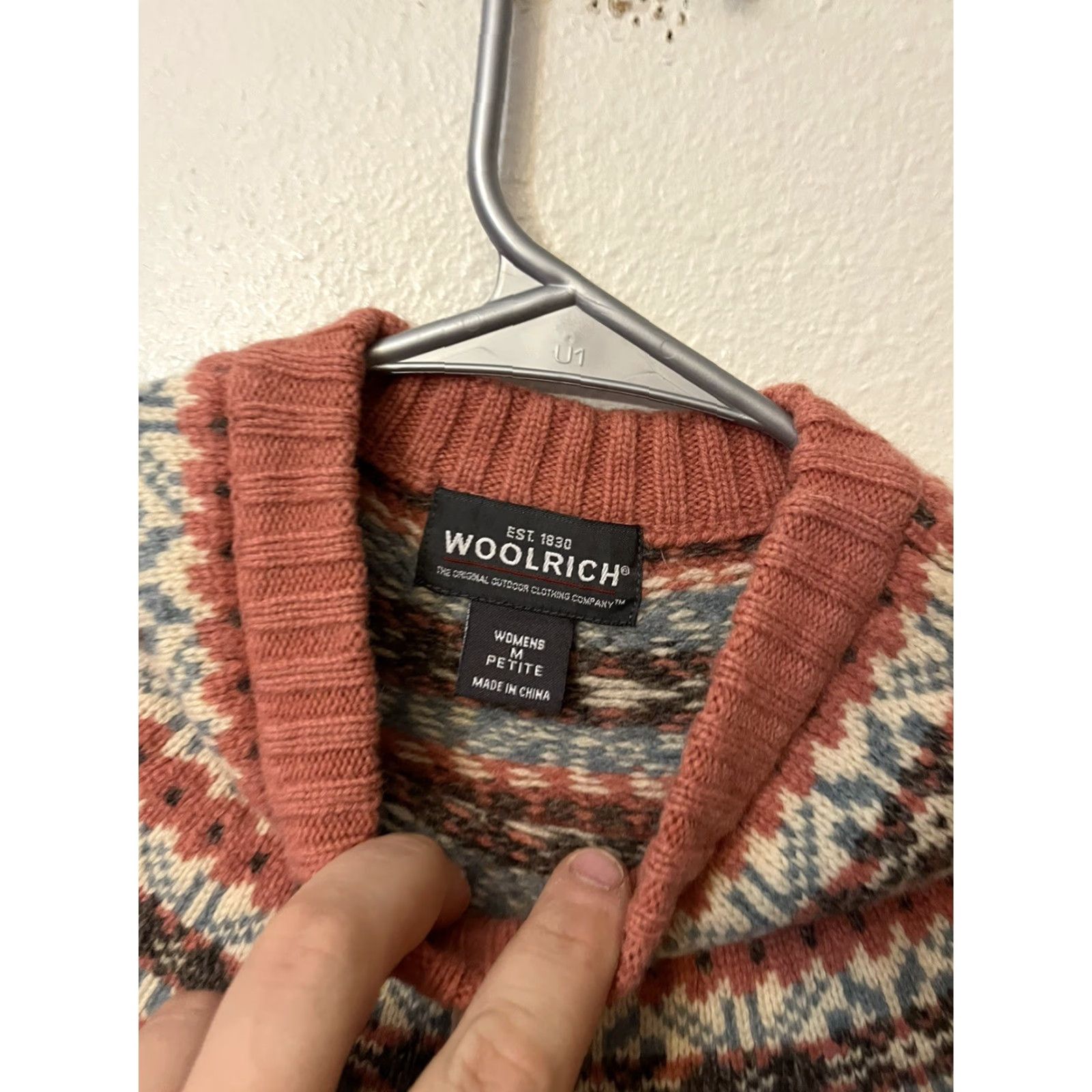 Vintage VINTAGE Woolrich Knit Pink Wool 100% Lambswool Size PM Petite Sweater, Fair Isle, Woolrich, 1990s, Pink, Petites, Men/Women? Size M / US 6-8 / IT 42-44 - 2 Thumbnail