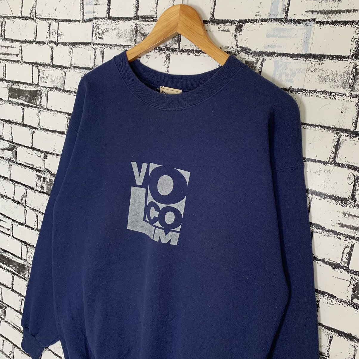 Vintage × Volcom Vintage Volcom Sweatshirt Navy Blue Size US M / EU 48-50 / 2 - 3 Thumbnail