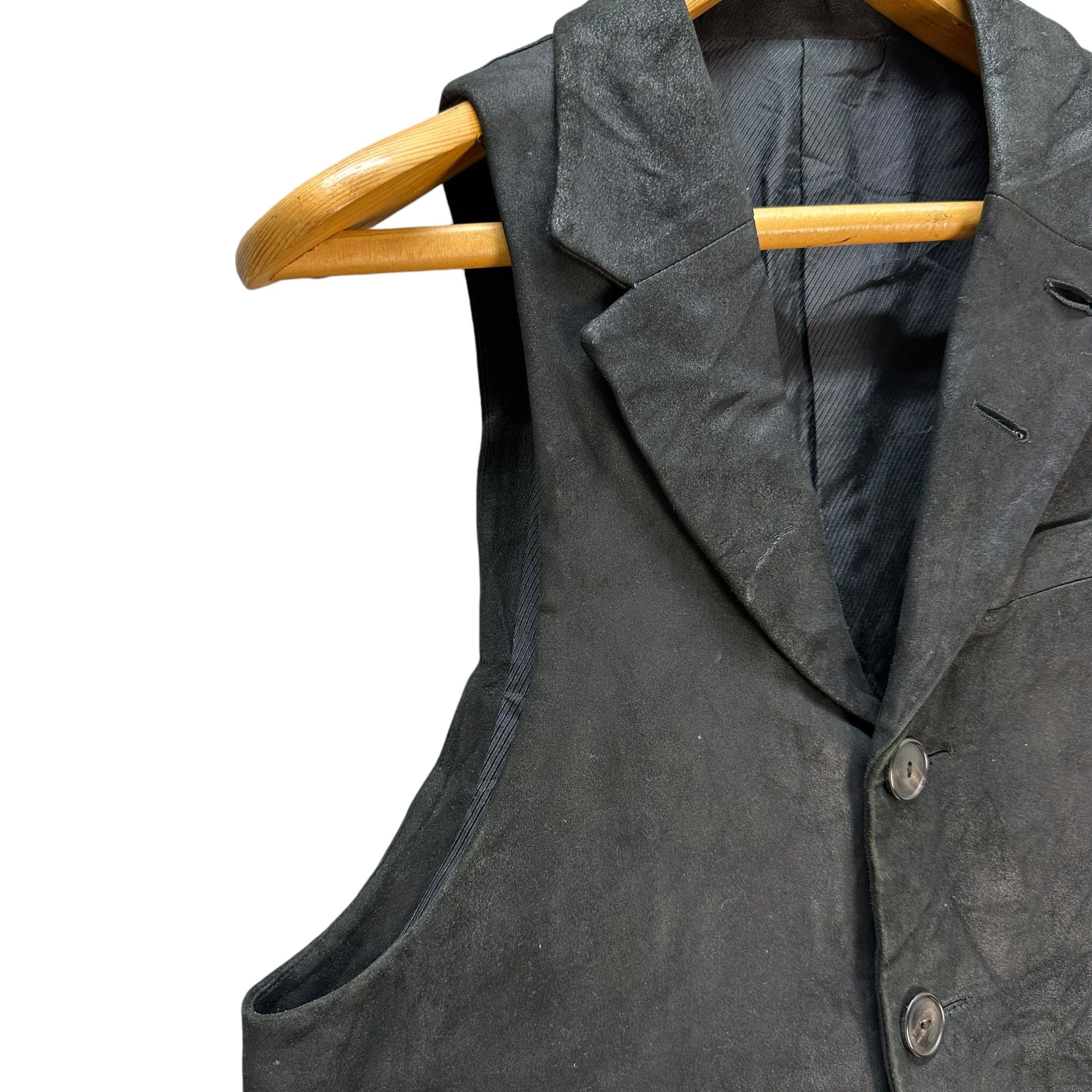 Number (N)ine Number (N)ine AW06 Silk Lined Sheepskin Vest #1500-A62 Size US S / EU 44-46 / 1 - 3 Thumbnail