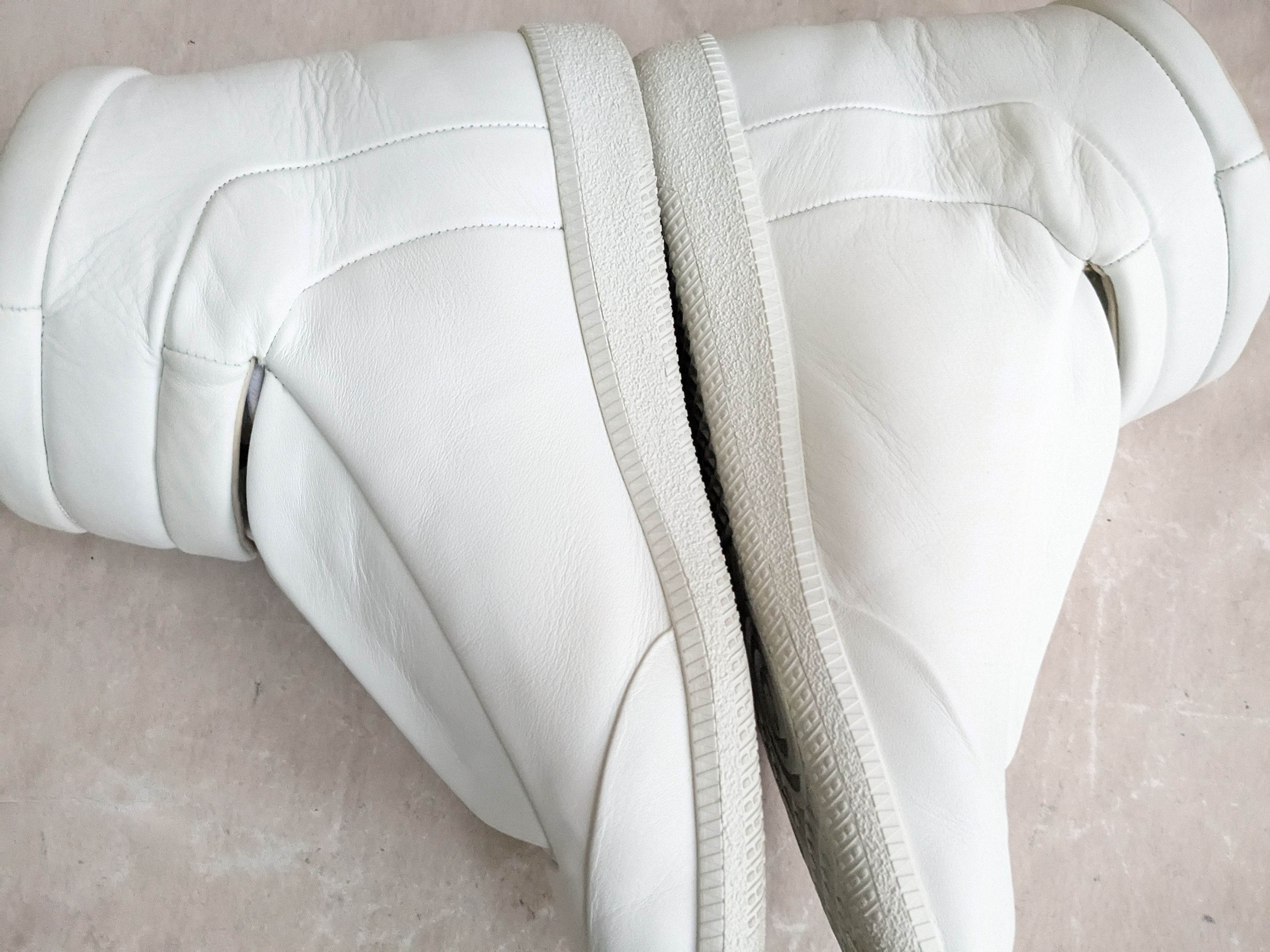 Maison Margiela Maison Margiela Future Sneakers White 9 42 High Tops Size US 9 / EU 42 - 13 Thumbnail