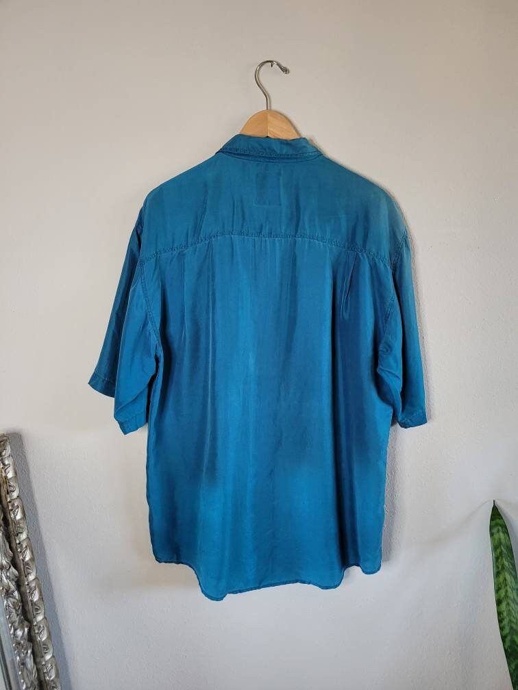 Vintage Vintage 80s/90s Relaxed Teal Silk Short Sleeve Button-up Size US L / EU 52-54 / 3 - 4 Thumbnail