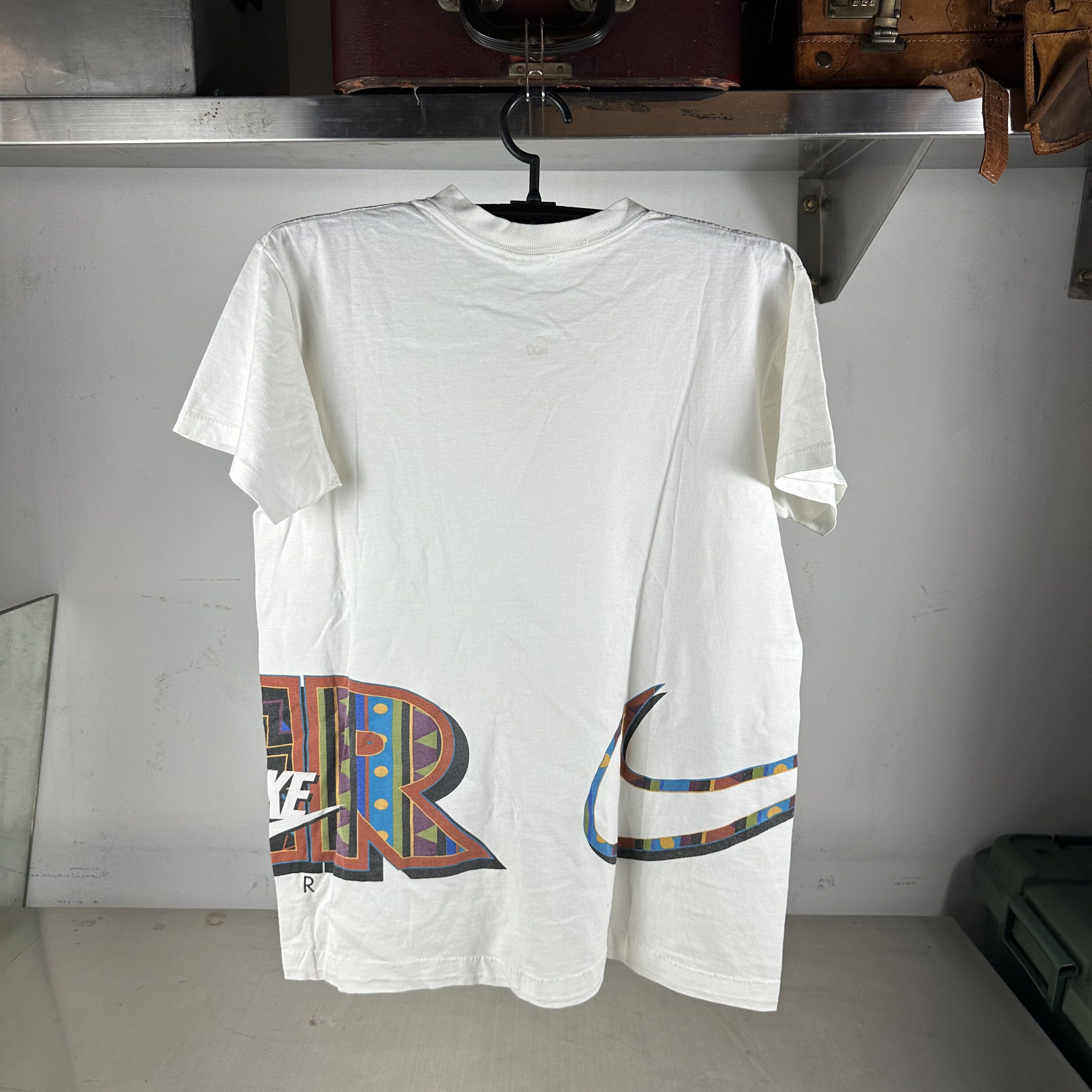 Vintage Vintage 90s Nike Air Wraparound Single Stitch T-shirt Size US M / EU 48-50 / 2 - 2 Thumbnail