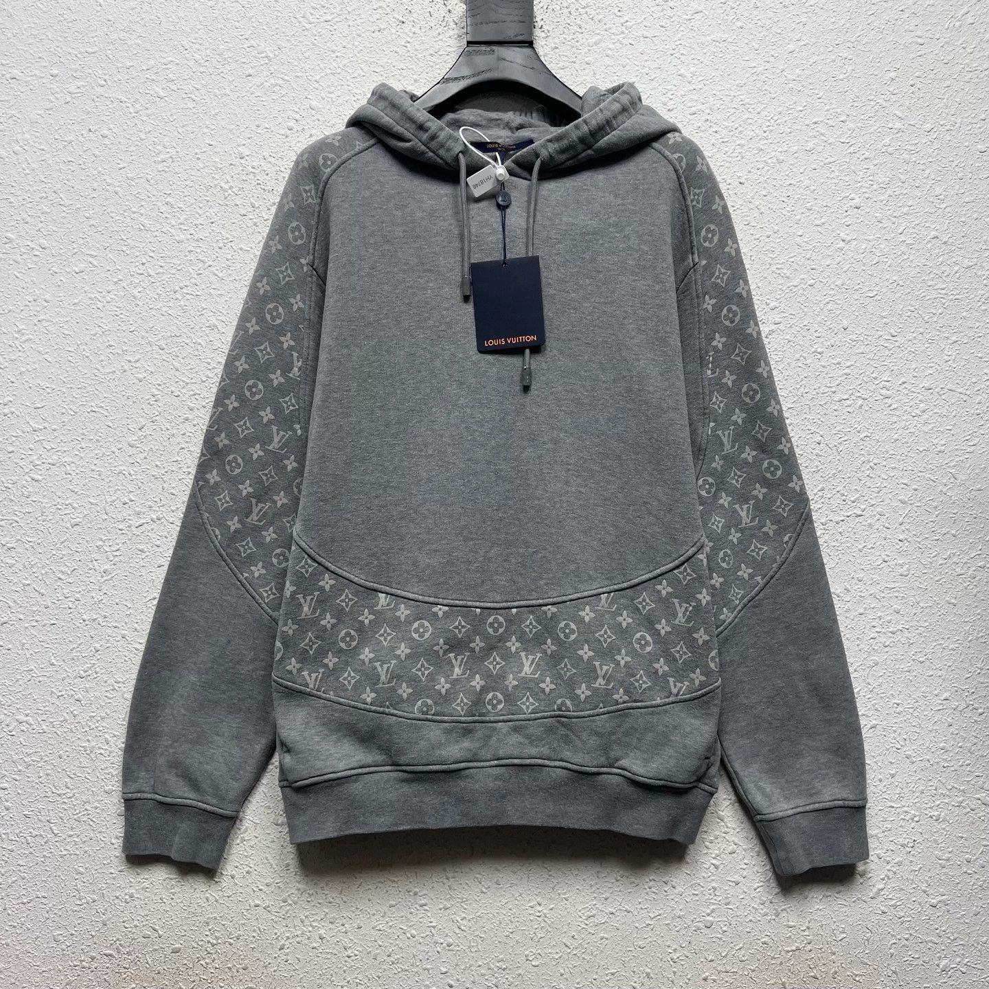 Louis Vuitton Lv Gray Circular Cut Hoodie L Size US L / EU 52-54 / 3 - 1 Thumbnail