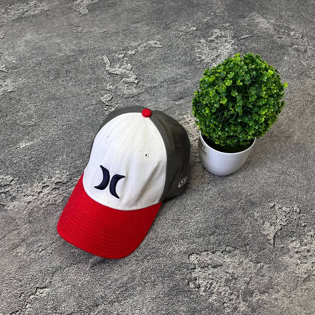 New Era Vintage 90s New Era Hurley 39 Fifty Rare Cap Hat Spell Out Size ONE SIZE - 1 Thumbnail