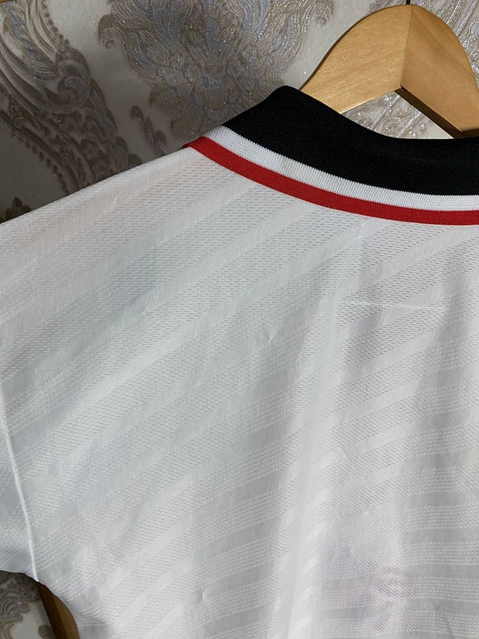 Umbro Vintage Umbro Fc Manchester United England Soccer Jersey 90s Size US XS / EU 42 / 0 - 12 Thumbnail