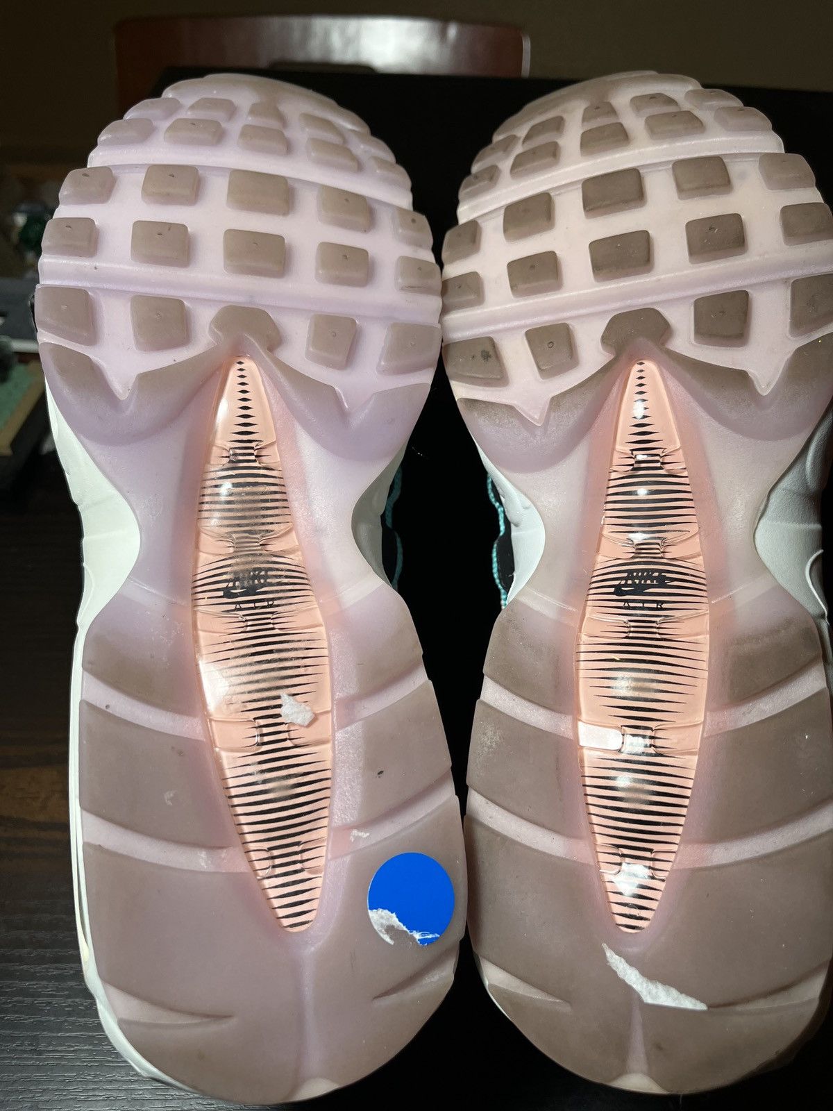 Nike Size 8.5 - Nike Air Max 95 Have A Nike Day 📦FAST SHIPPING📦 Size US 8.5 / EU 41-42 - 6 Thumbnail